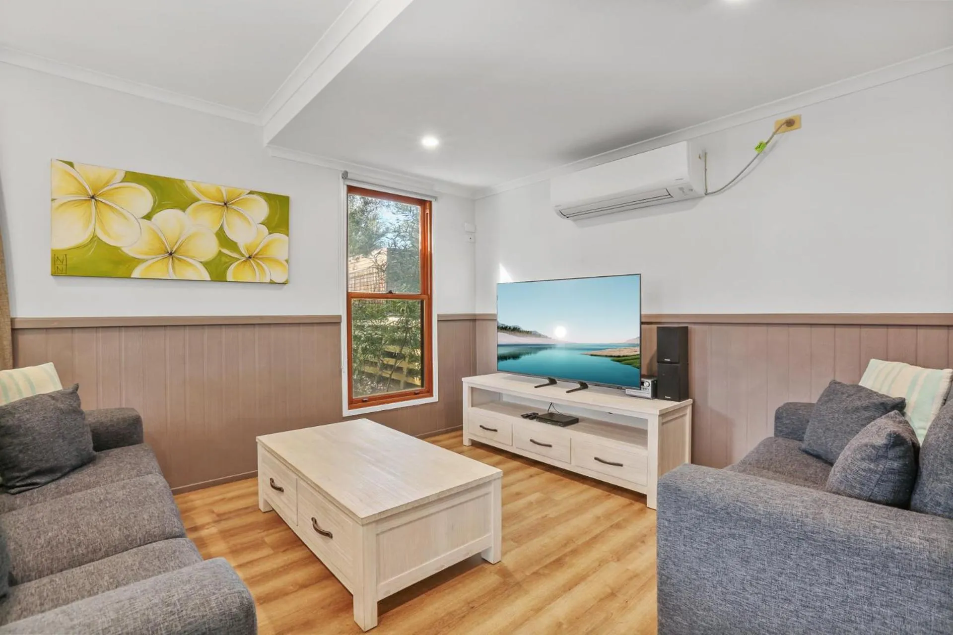 Bed in Kiama Harbour Cabins