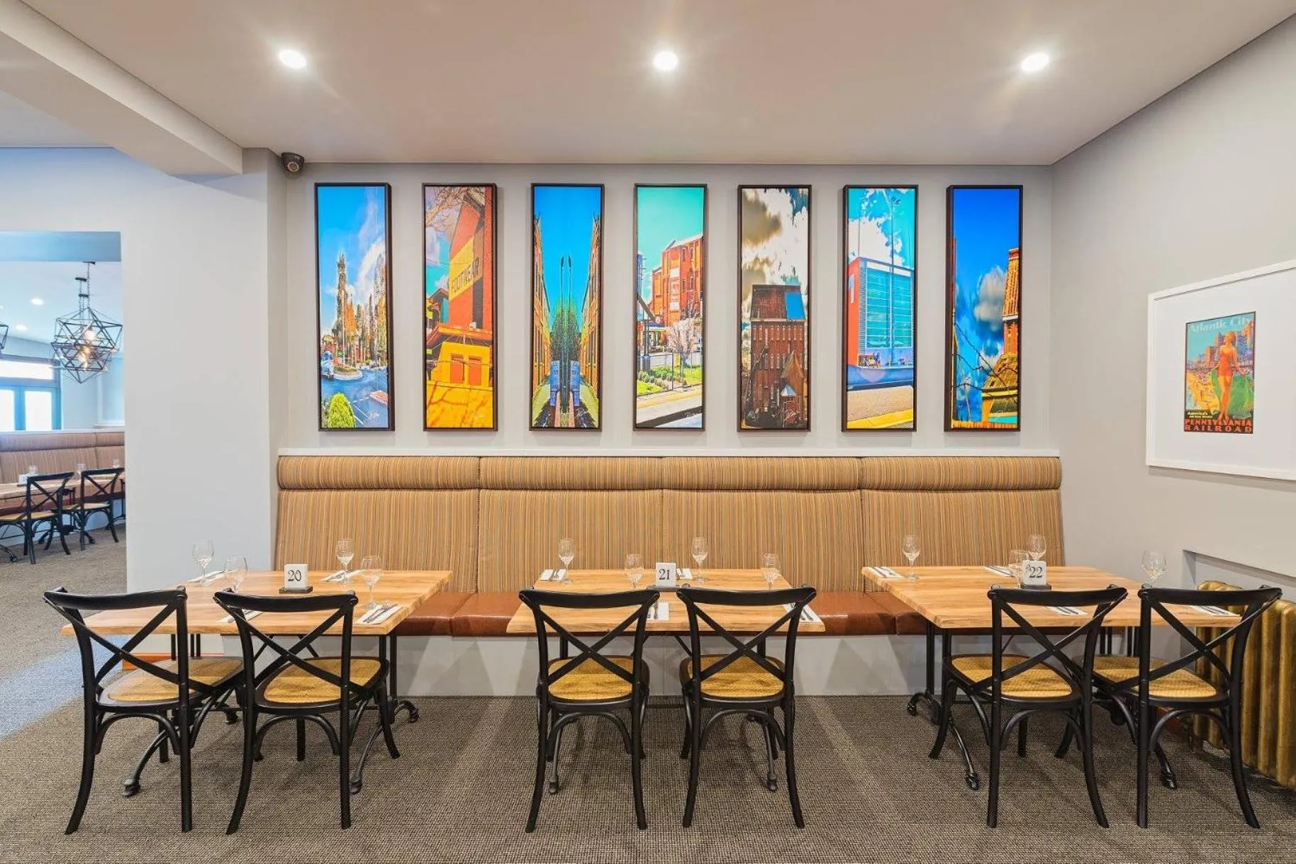 Restaurant/places to eat in The George Hotel Bathurst