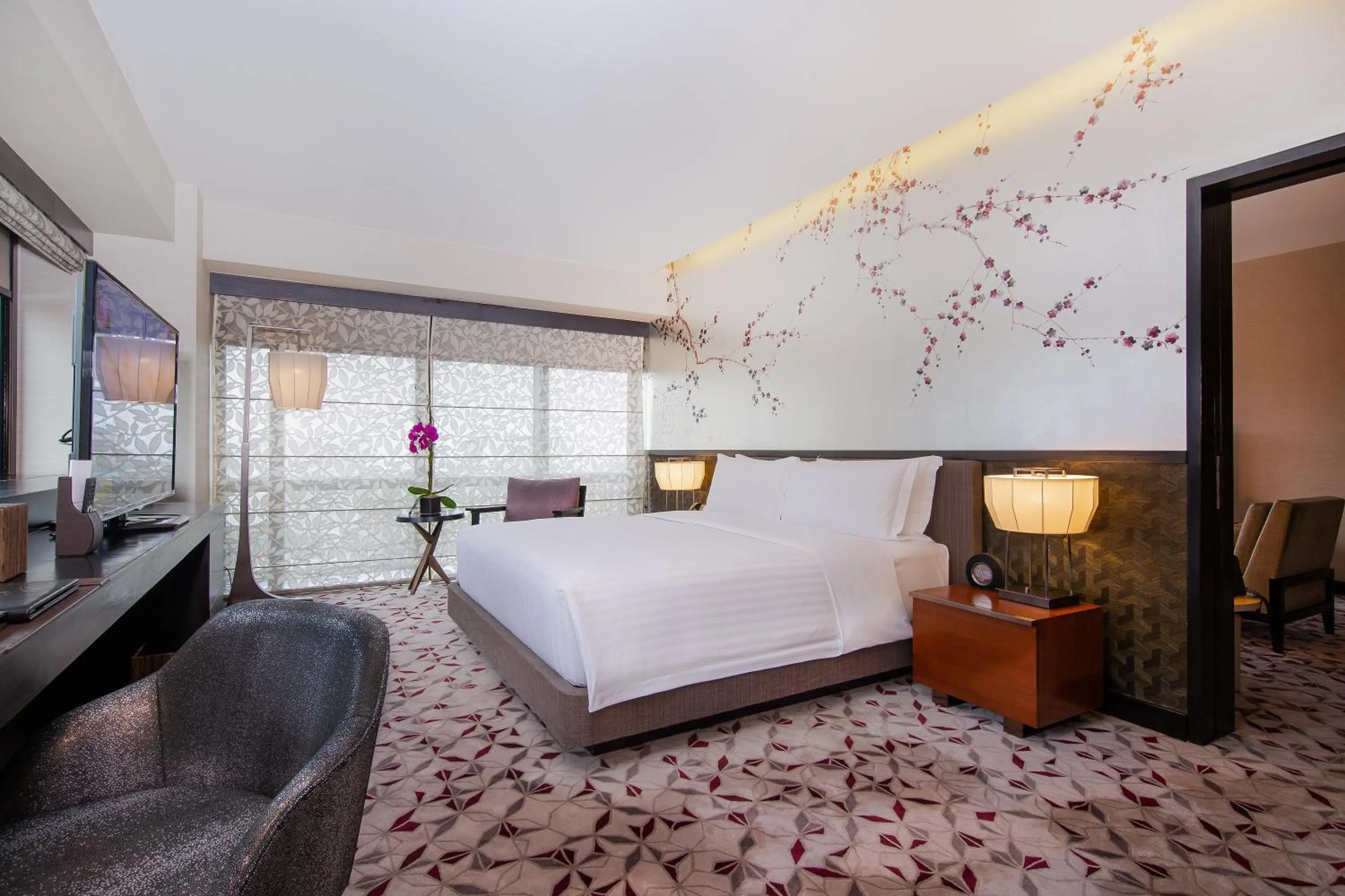 Bedroom, Bed in City of Dreams - Nobu Hotel Manila