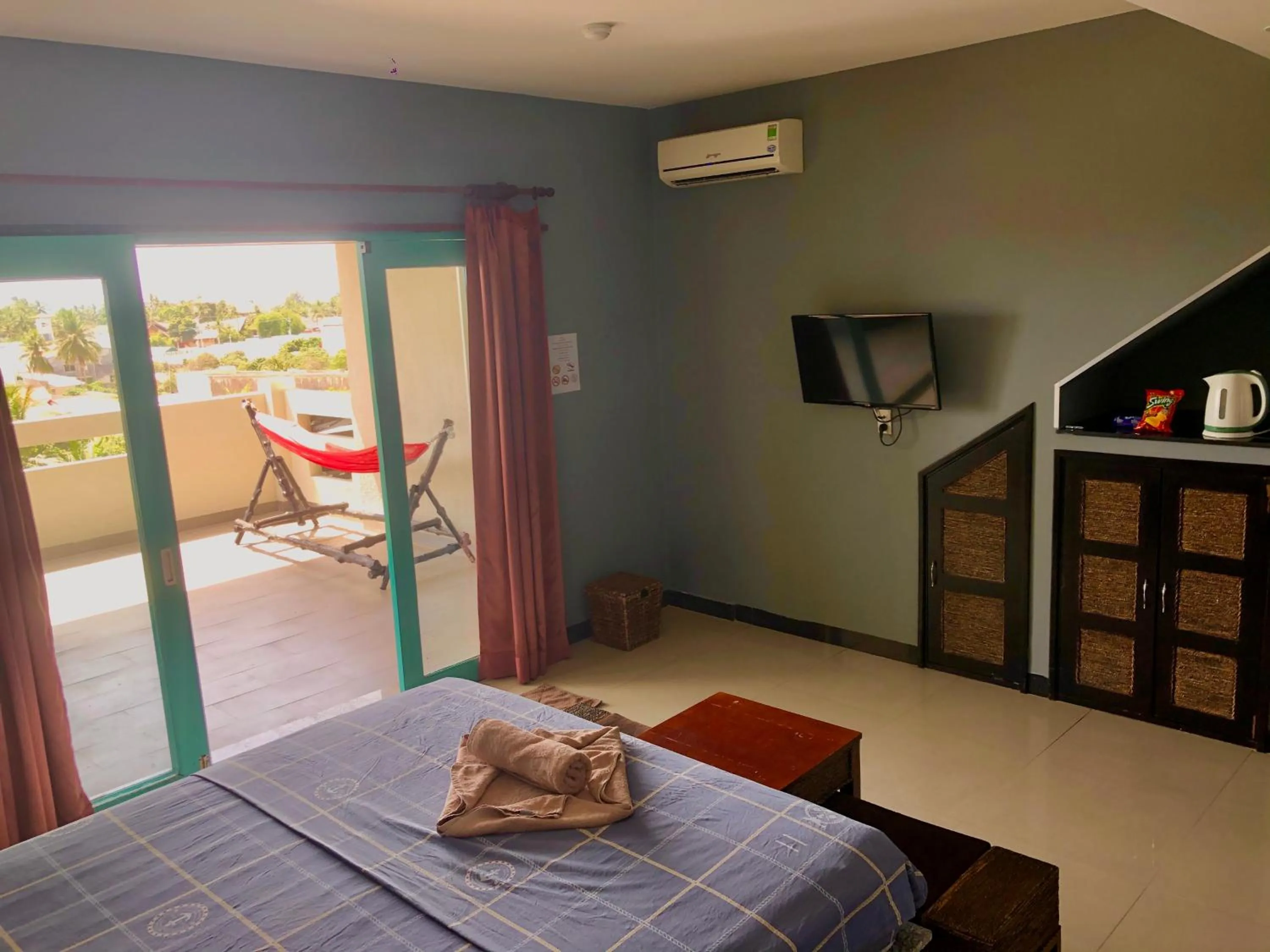 Photo of the whole room, Bed in Mui Ne Hills Bliss Hotel