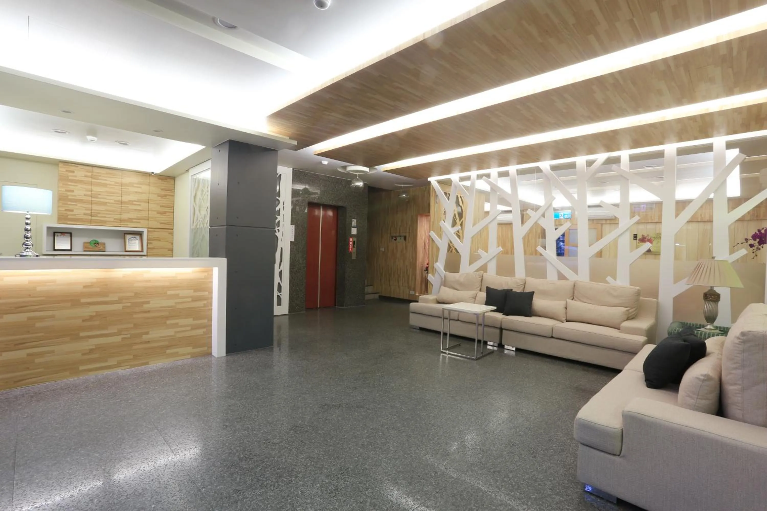 Lobby or reception in Guo Chen Hotel