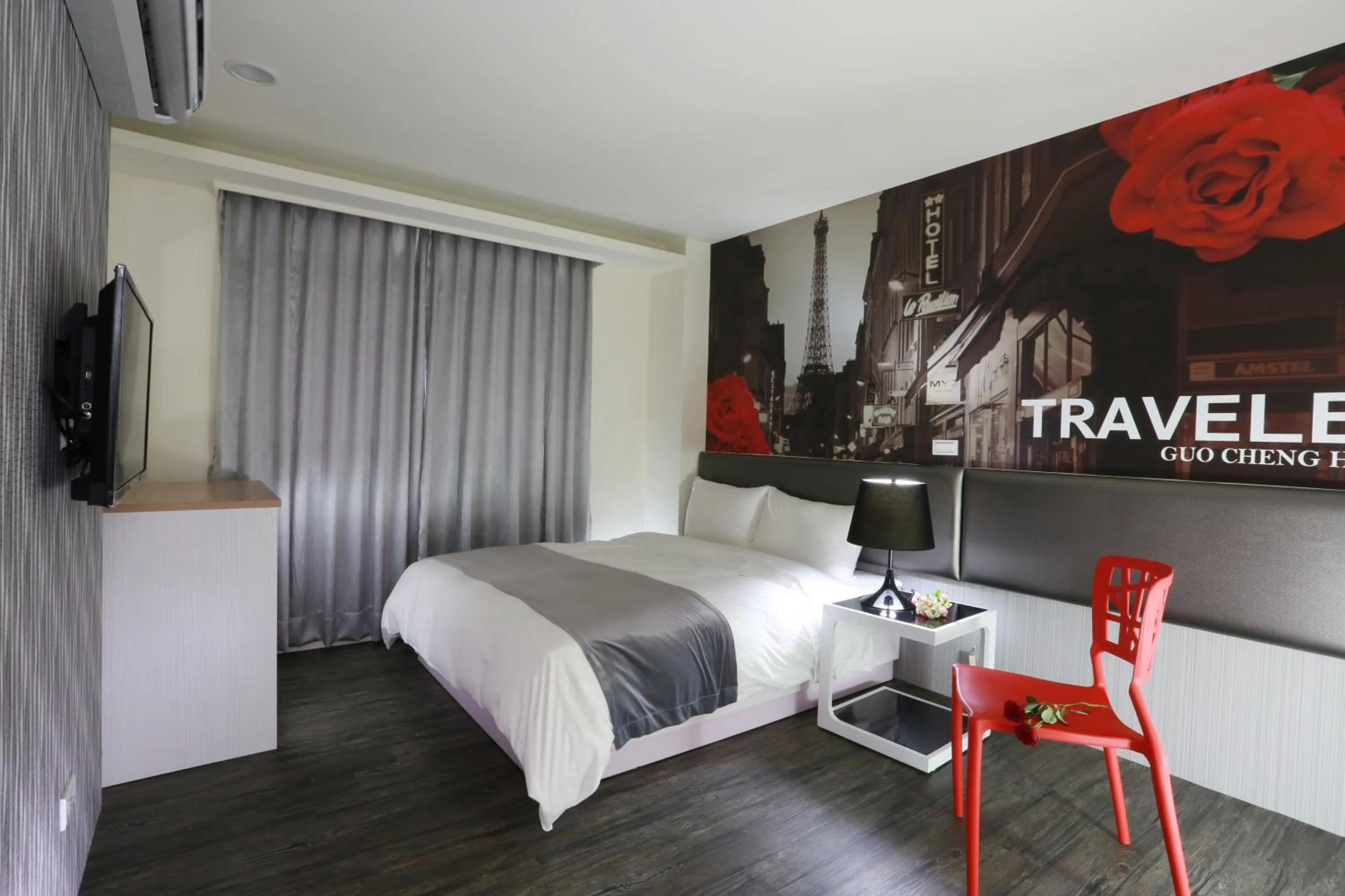 Bed in Guo Chen Hotel