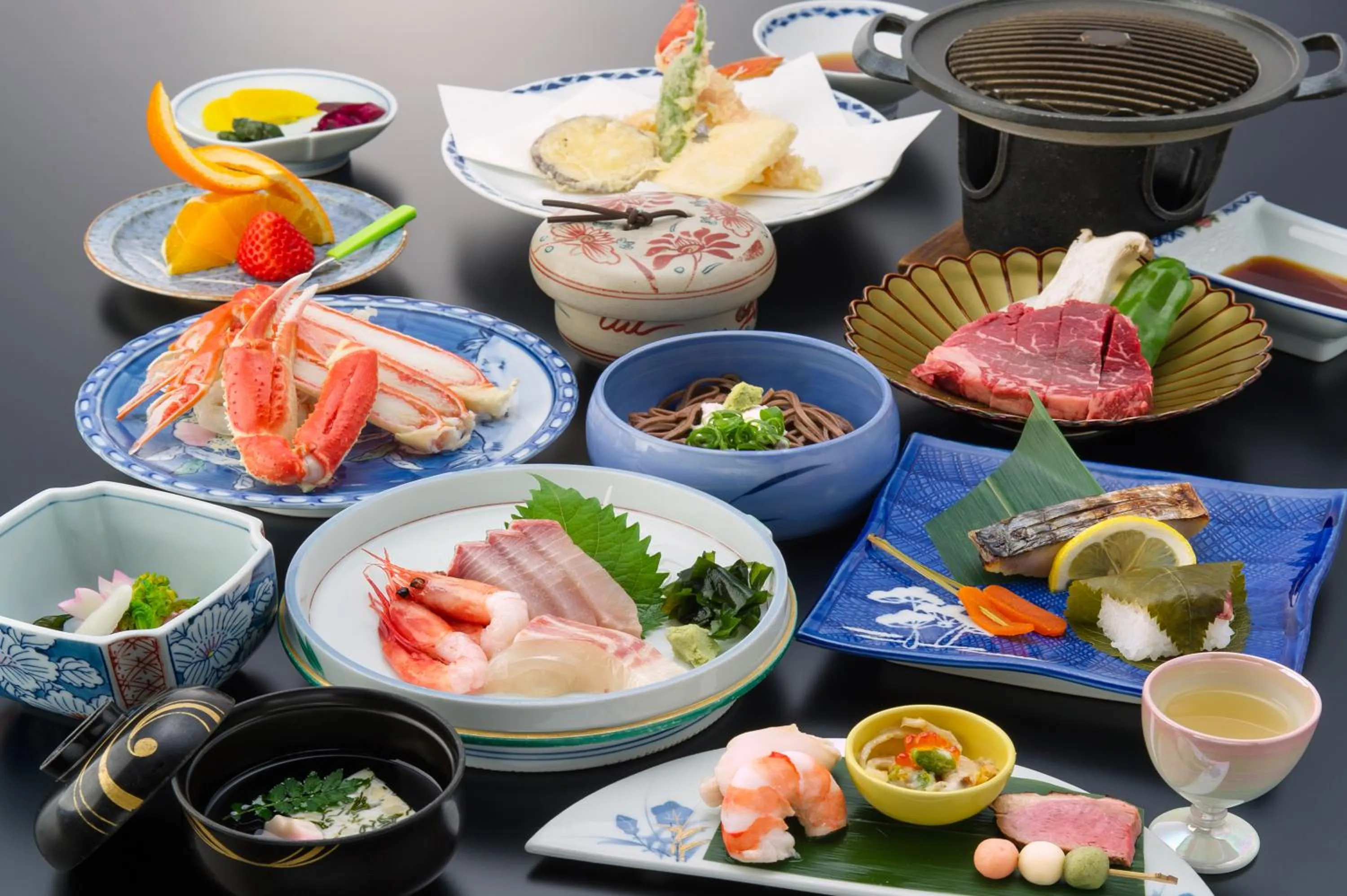 Dinner in Tsukimotoya Ryokan