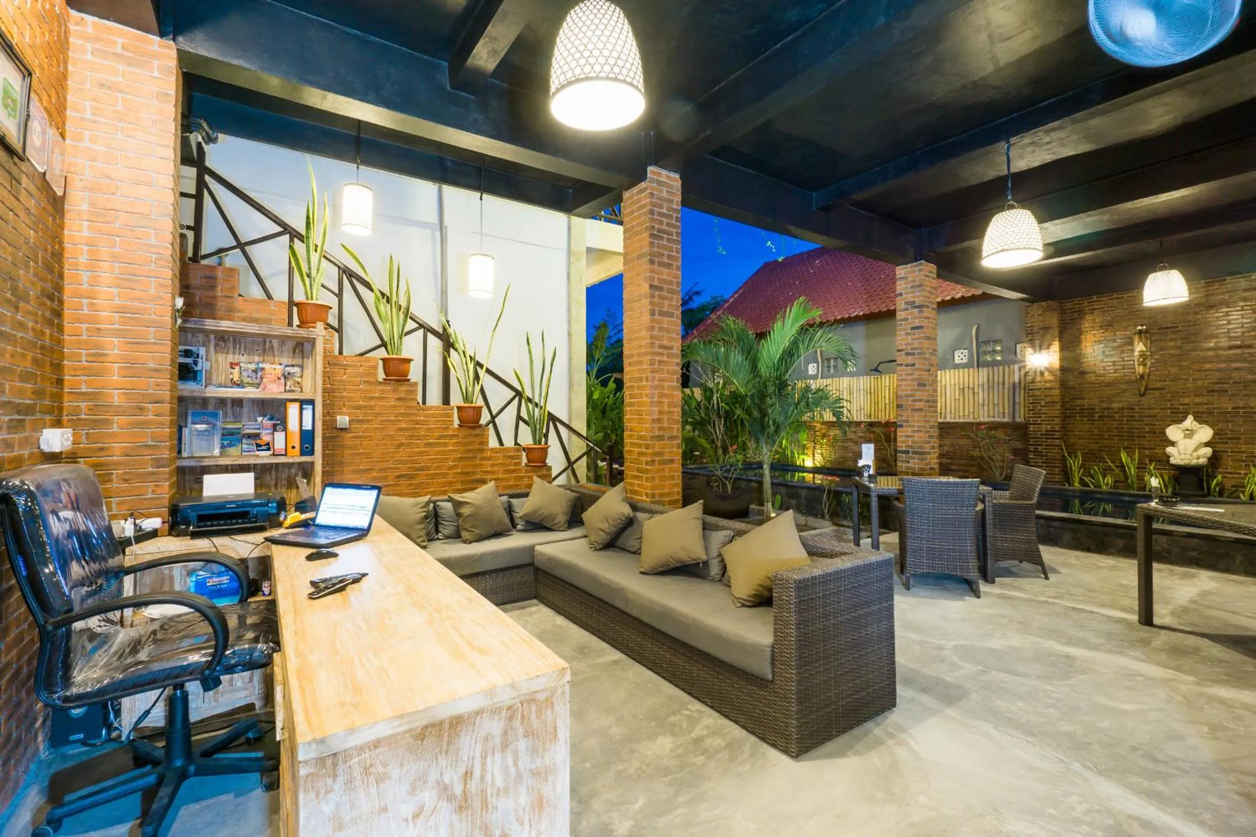 Lobby or reception in Nyuh Gading Home Stay