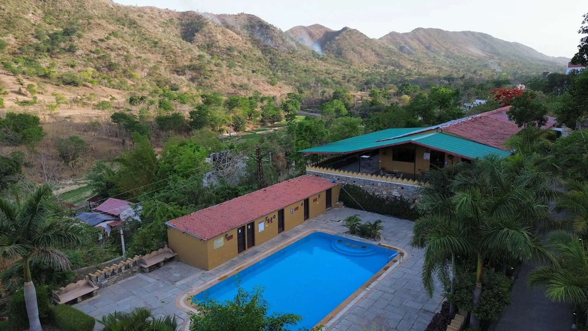 Pool view in Kumbhalgarh Safari Camp by Trulyy