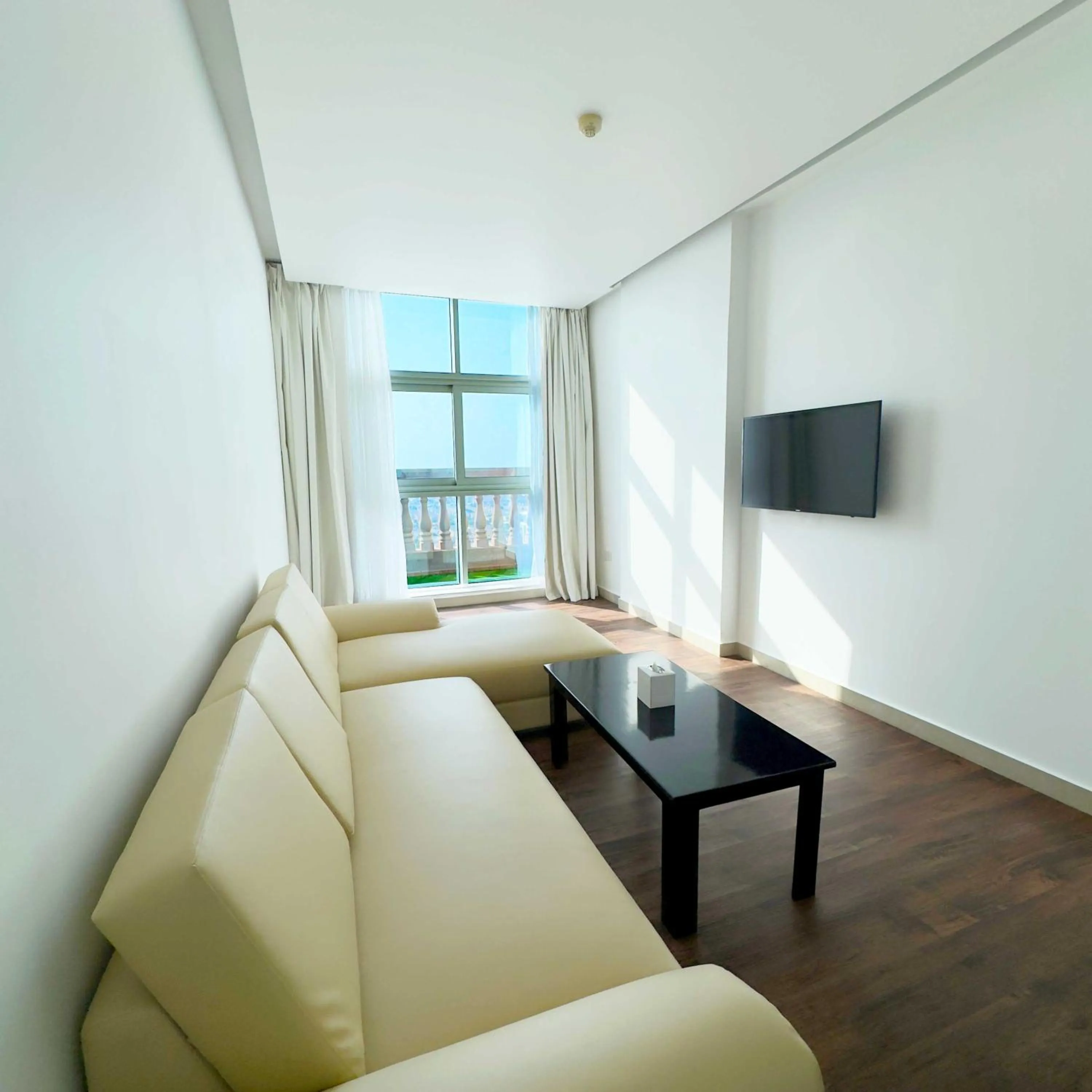 Living room in Emirates Grand Hotel