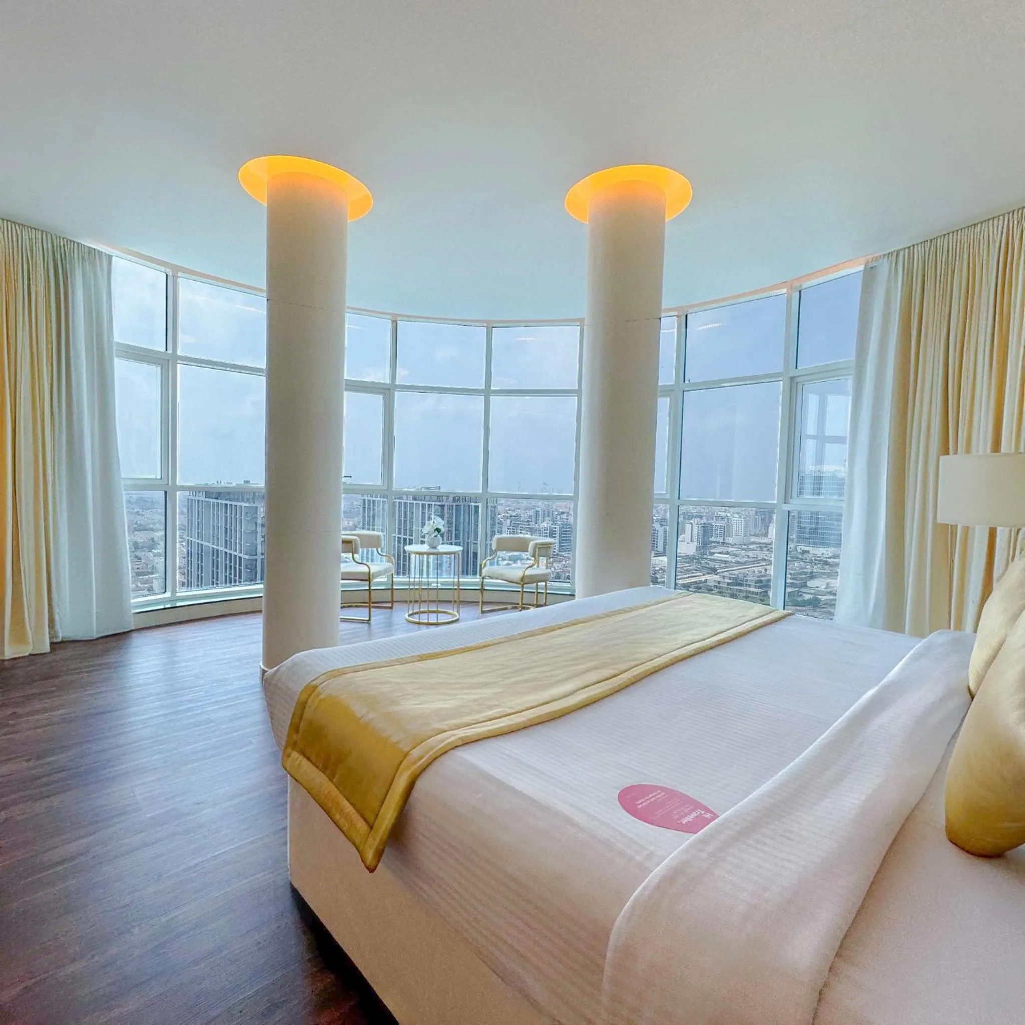 Photo of the whole room, Bed in Emirates Grand Hotel