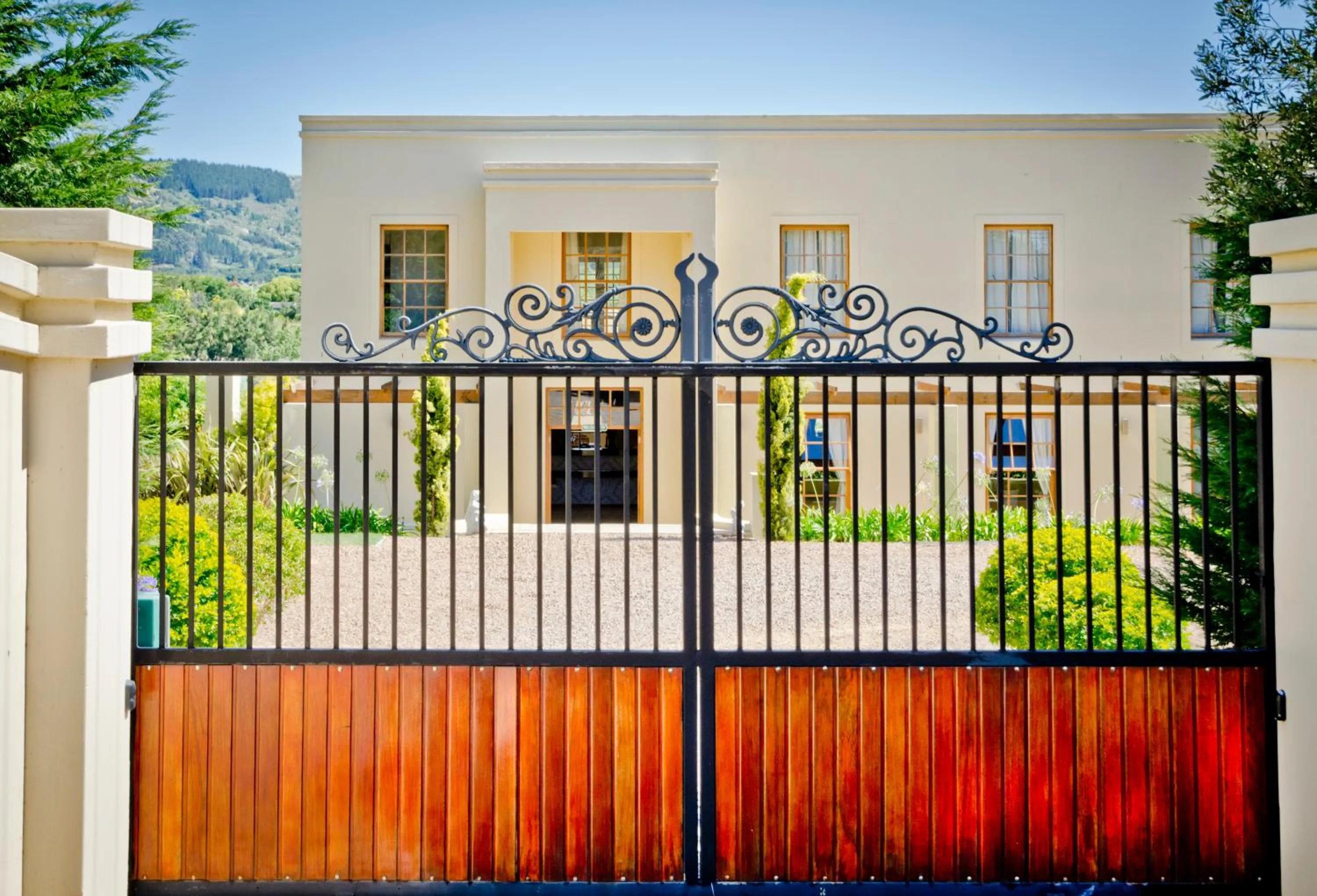 Facade/entrance in Cultivar Boutique Hotel