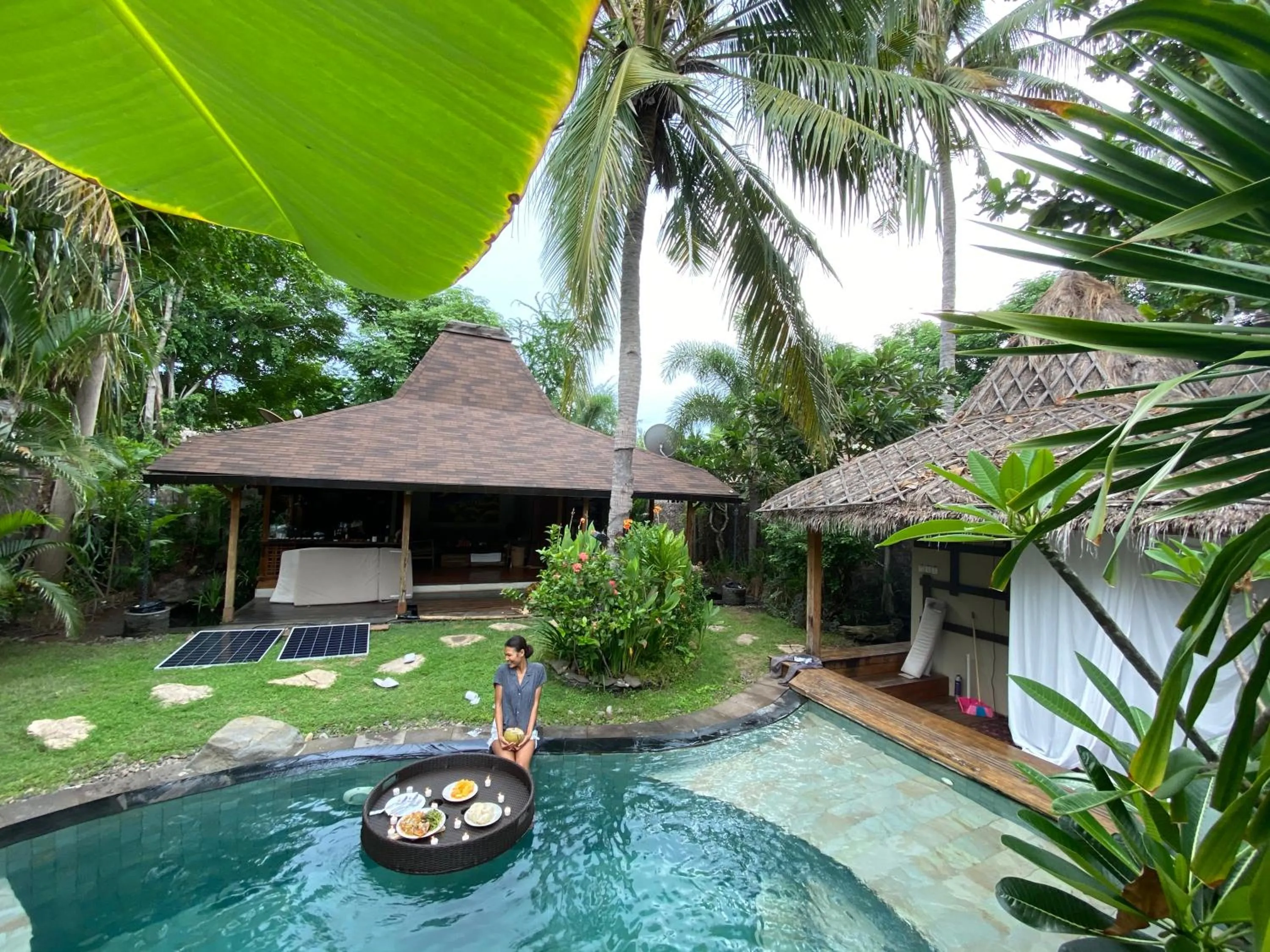 Property building in Villa Bhuvana with private swimming pool