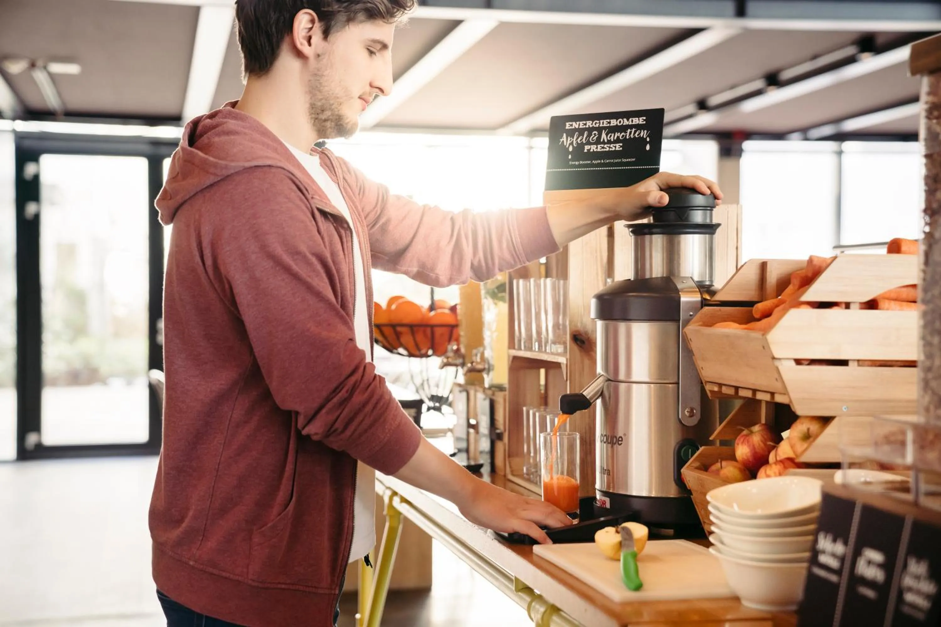 Buffet breakfast in Hotel Schani Wien Hauptbahnhof