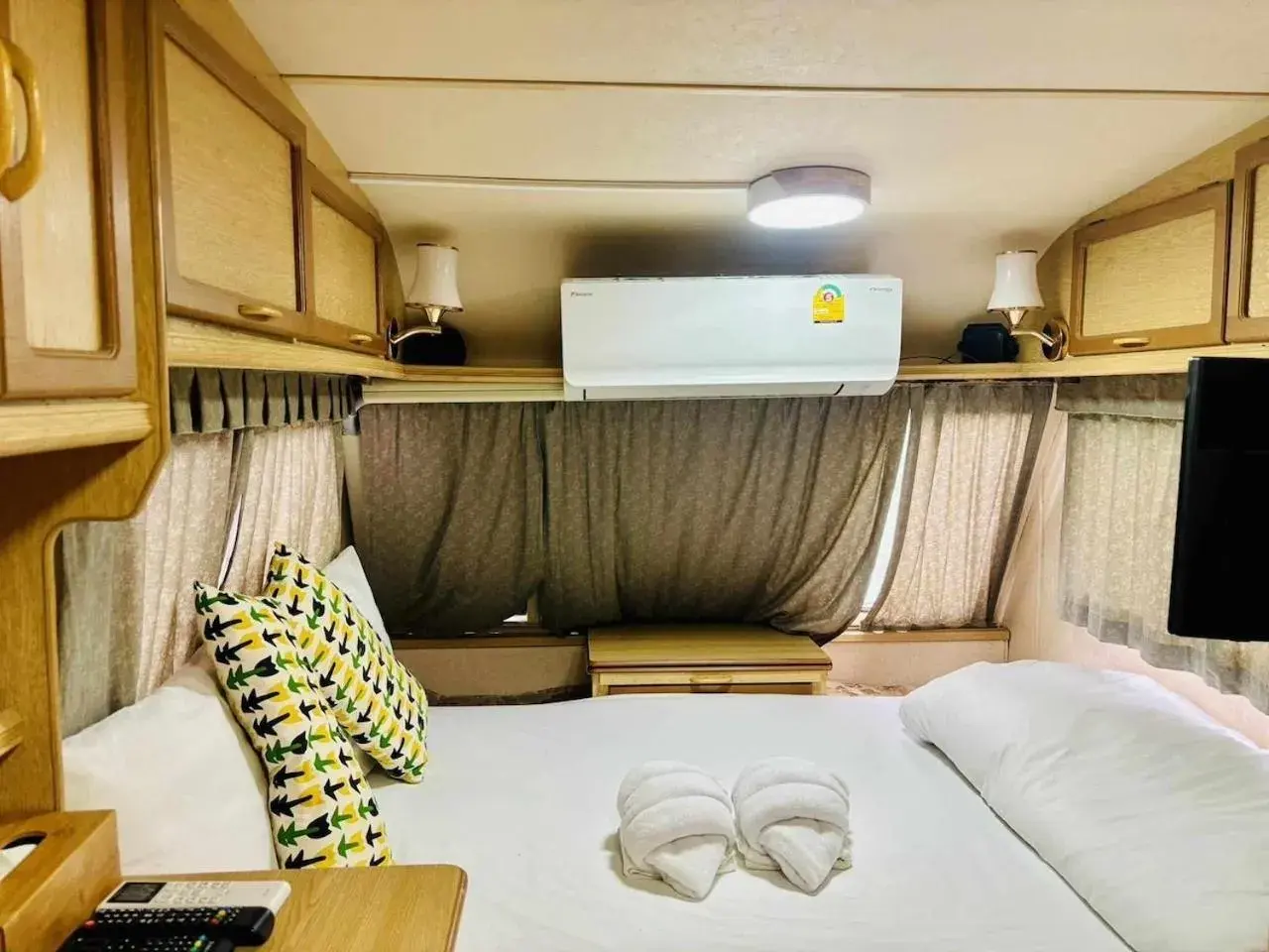 Caravan in R resident resort Caravan in R resident resort