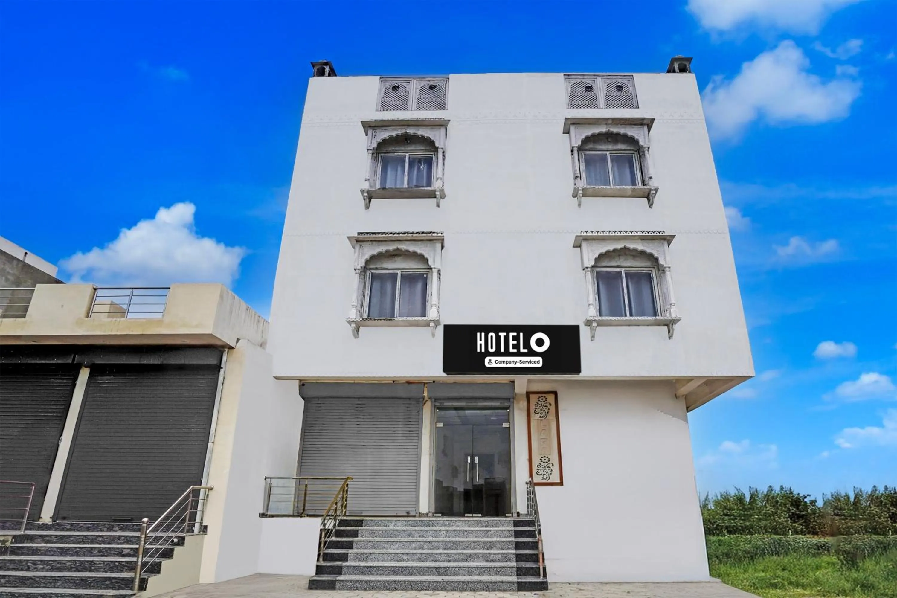 Facade/entrance in Super Hotel O Mehta College And Institute Of Technology Formerly Lara Heritage