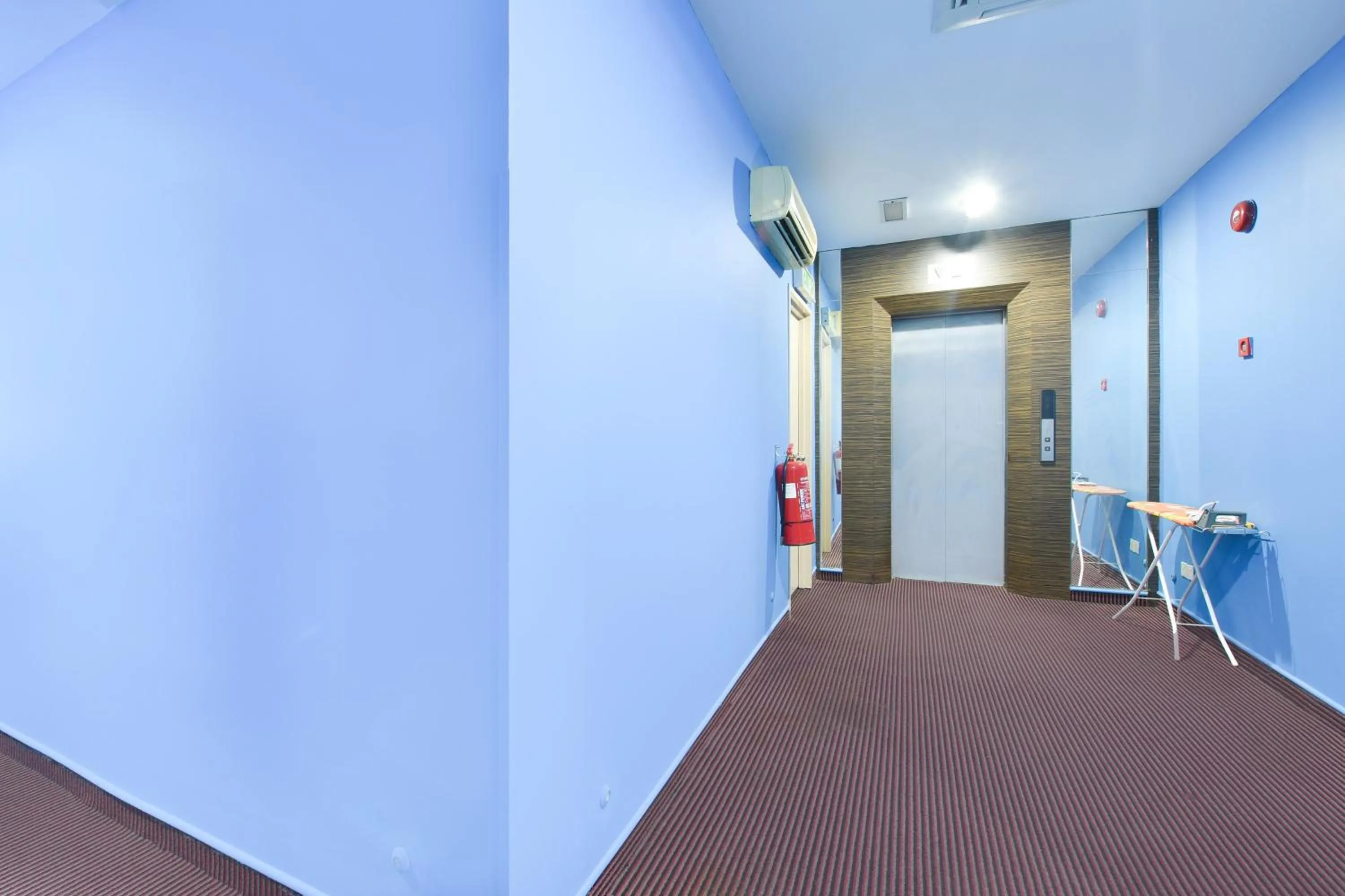 elevator in Hotel O Pollodium Chinatown