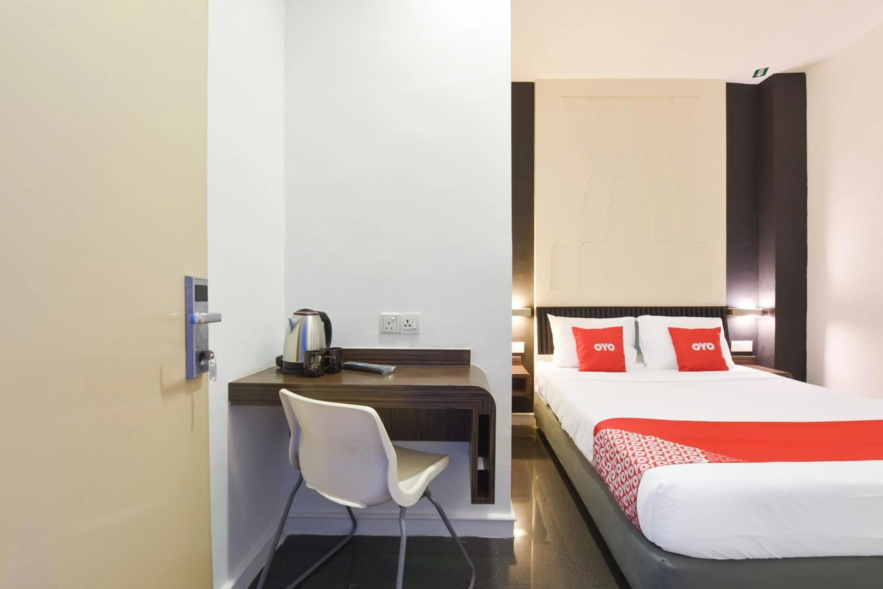 Bedroom, Bed in Hotel O Pollodium Chinatown