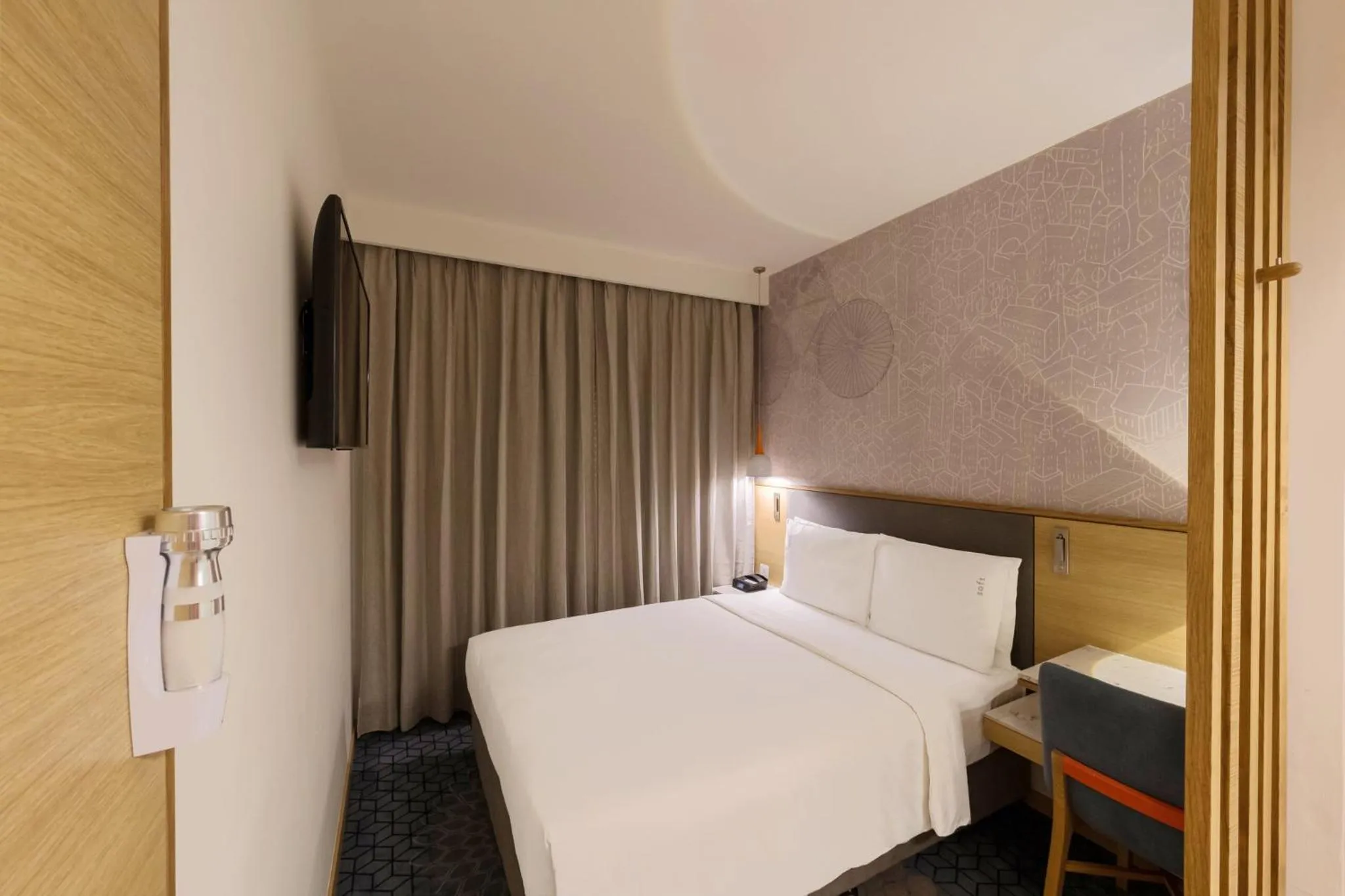 Photo of the whole room, Bed in Holiday Inn Express Kolkata New Town by IHG