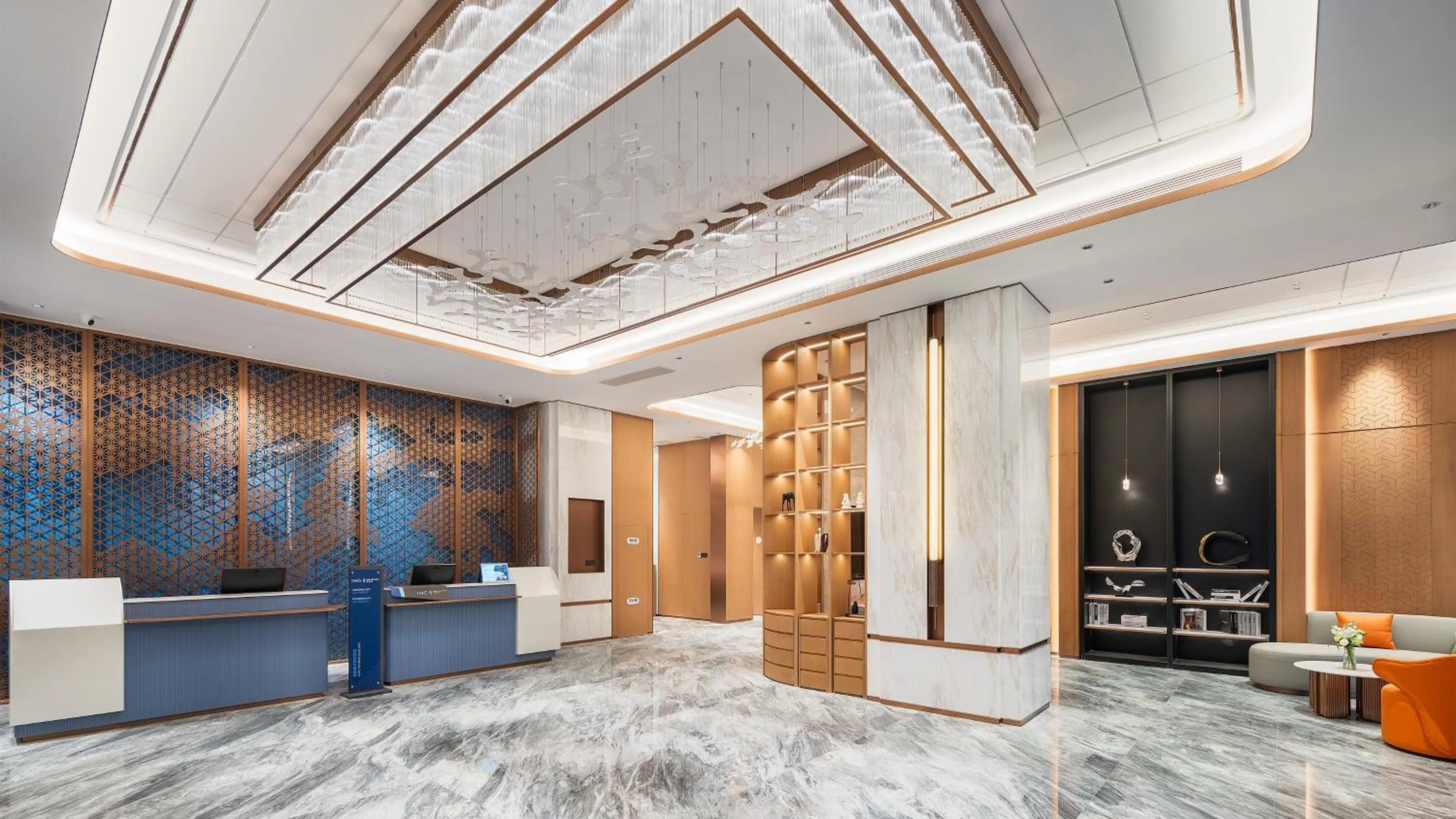 Property building in Holiday Inn Express Chengdu Shuangliu Airport by IHG - Free shuttle bus from Shuangliu International Airport to hotel about 8 Minutes by car, Welcome drink