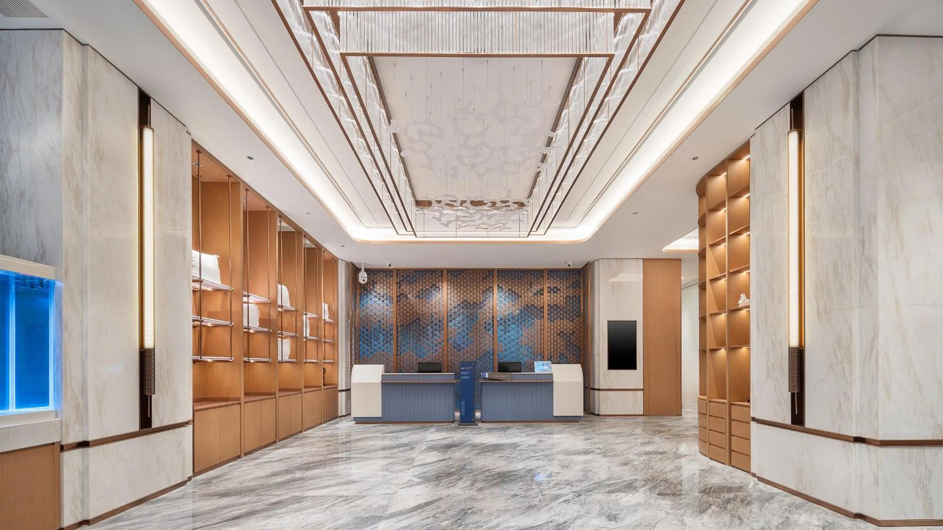 Property building in Holiday Inn Express Chengdu Shuangliu Airport by IHG - Free shuttle bus from Shuangliu International Airport to hotel about 8 Minutes by car, Welcome drink