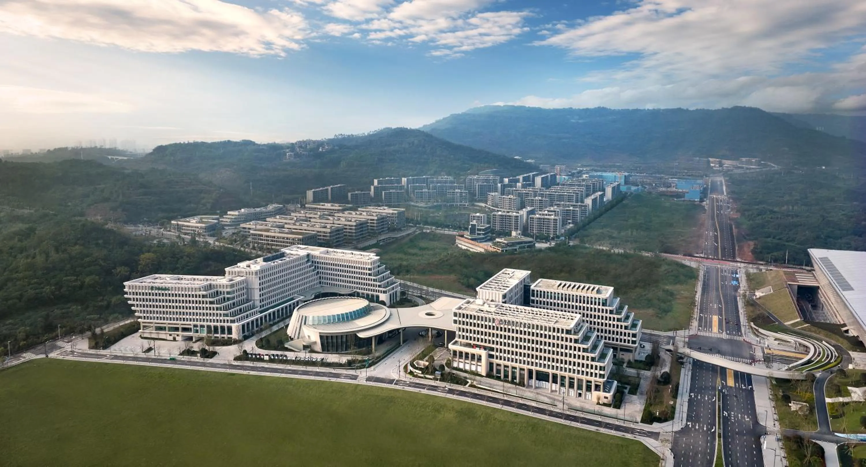 Property building in Holiday Inn Chongqing Science Hall by IHG