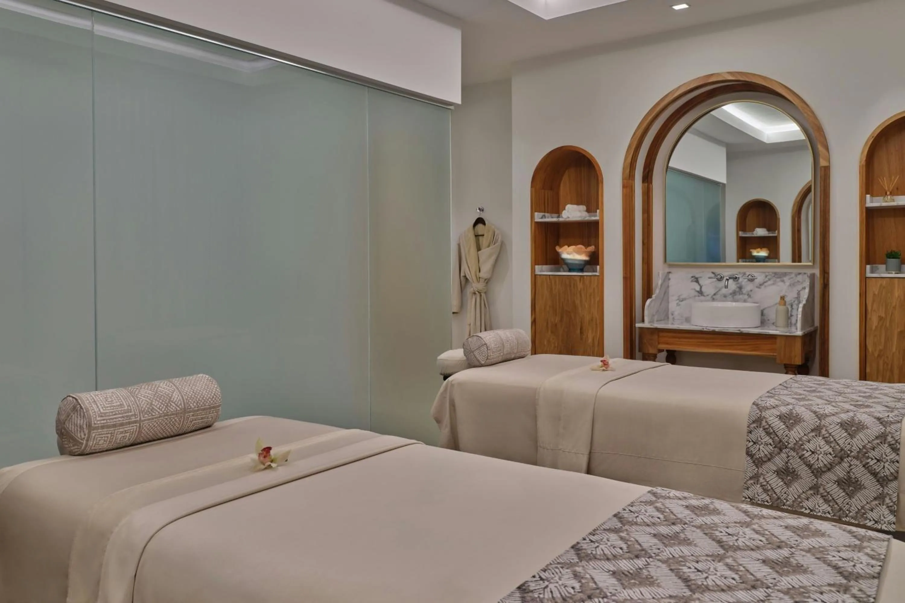 Spa and wellness centre/facilities, Bed in The St. Regis Aruba Resort