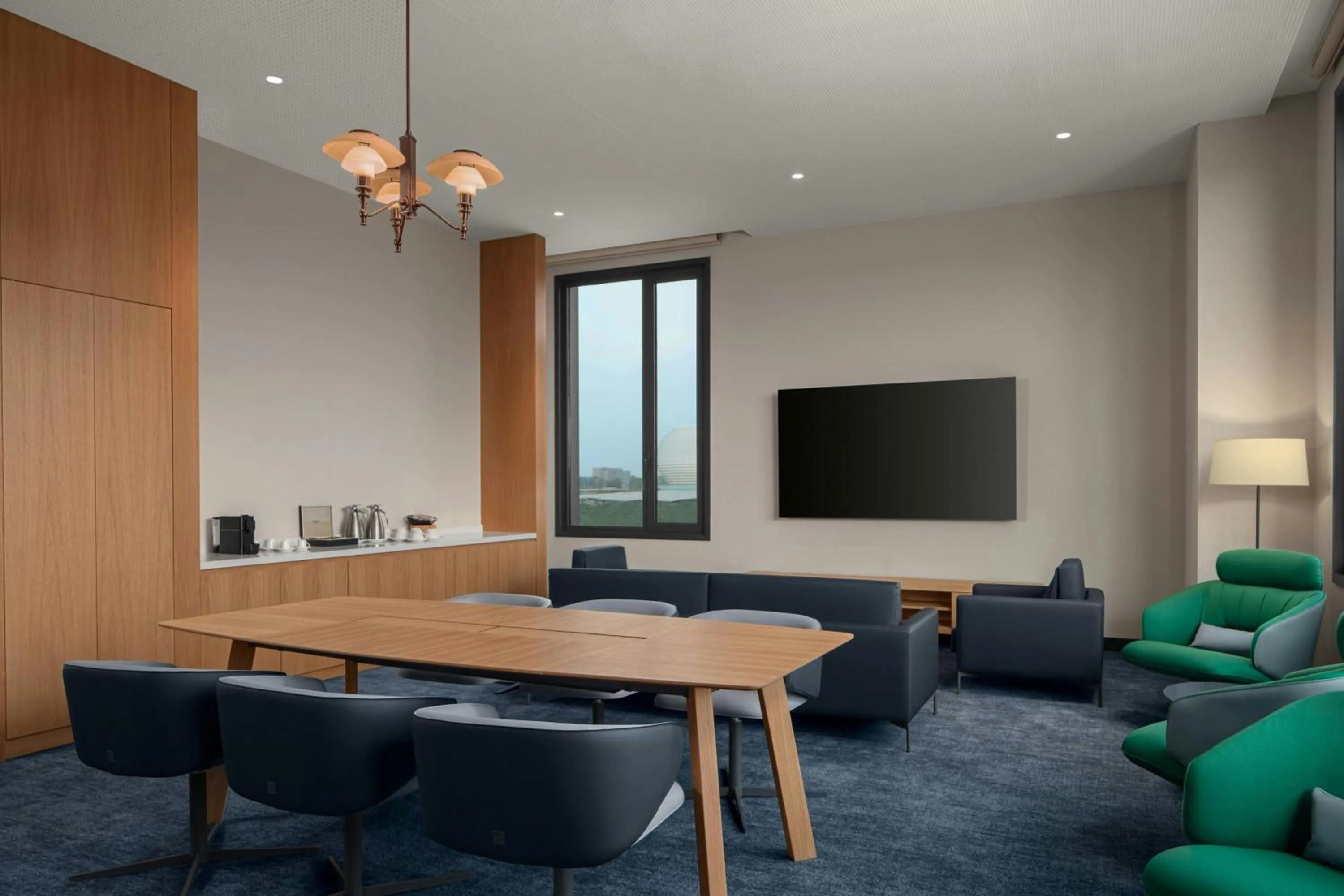 Lounge or bar in Courtyard by Marriott Dakar Diamniadio