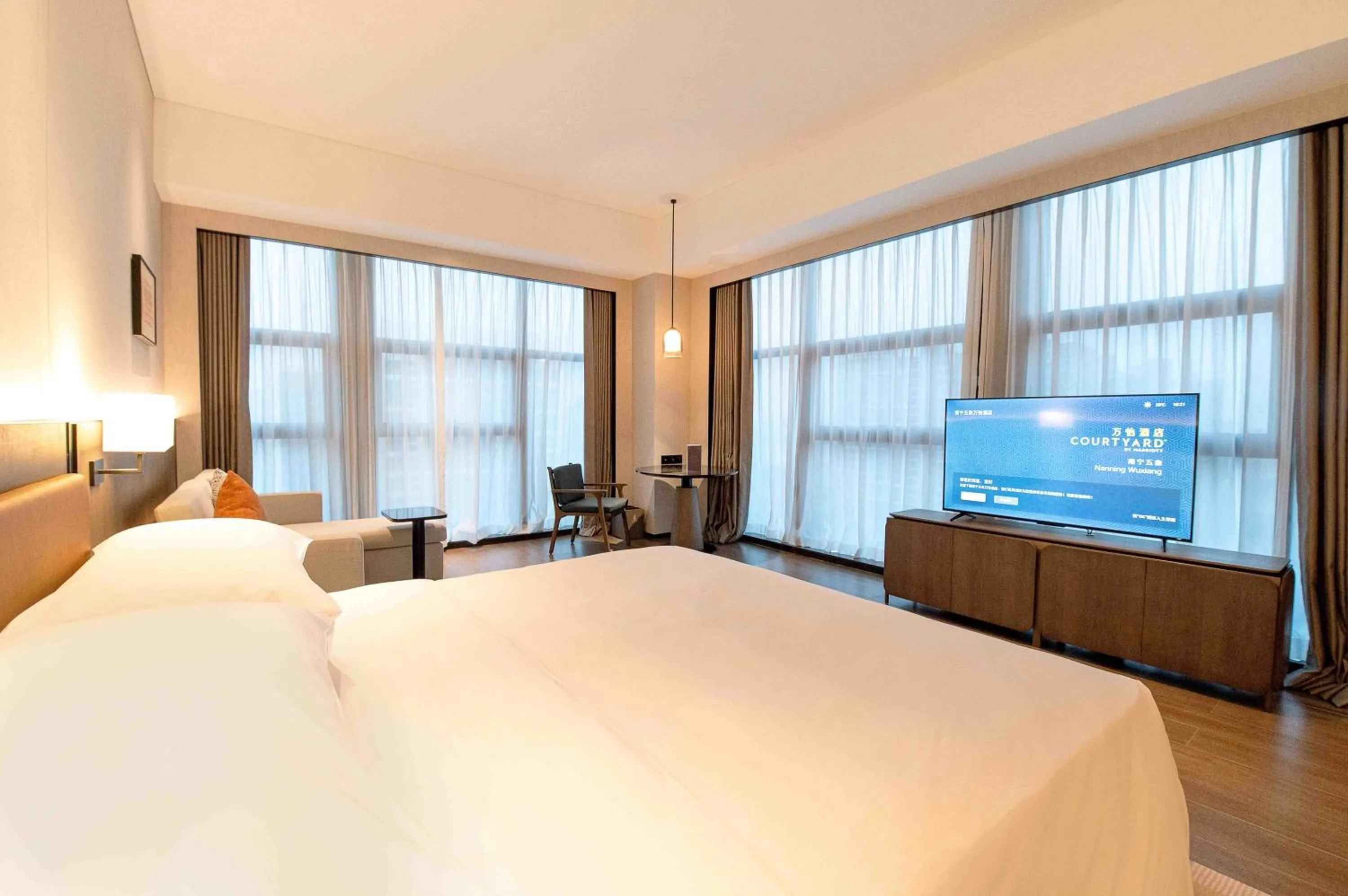Property building, Bed in Courtyard by Marriott Nanning Wuxiang