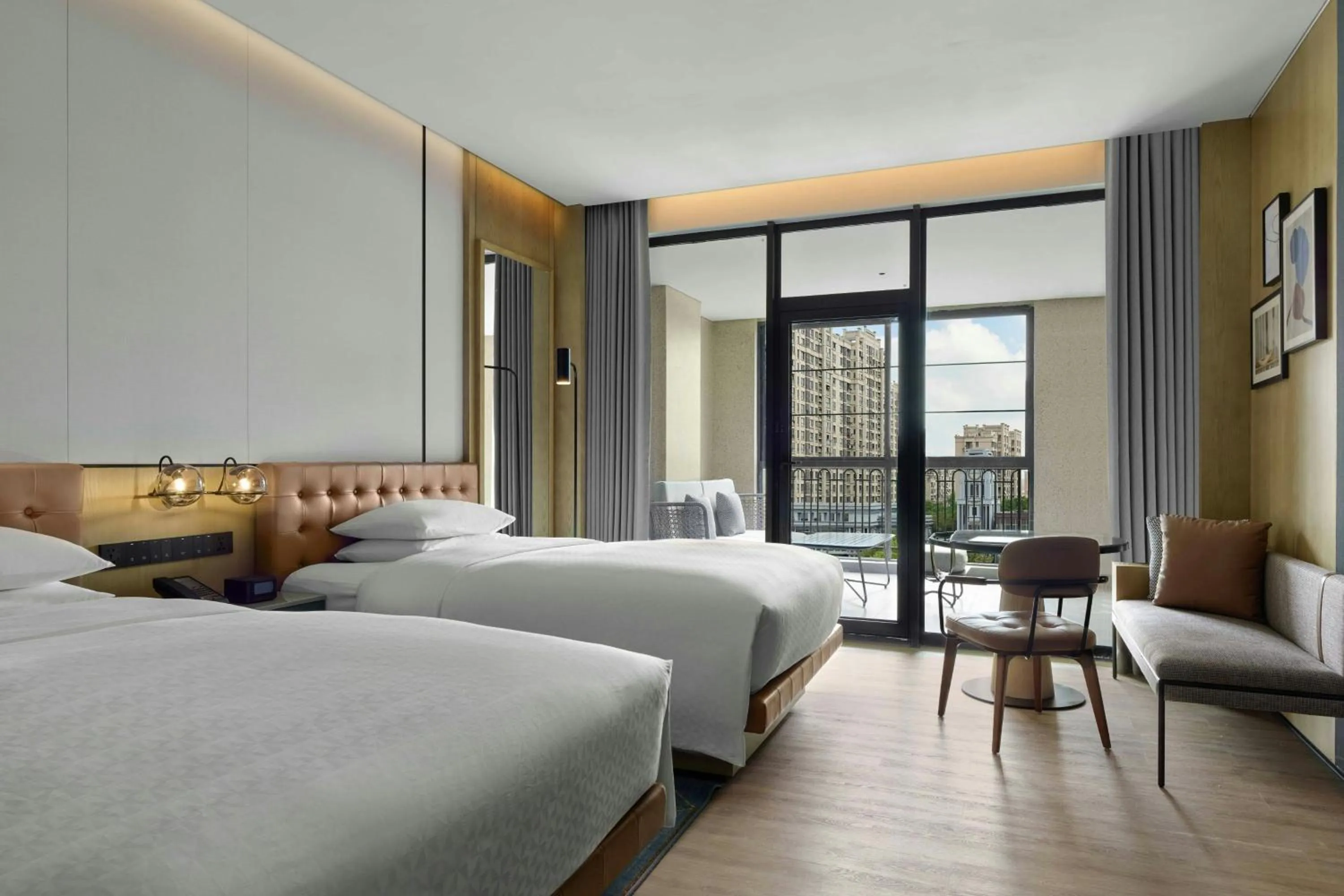 Photo of the whole room, Bed in Four Points by Sheraton Huzhou, Nanxun