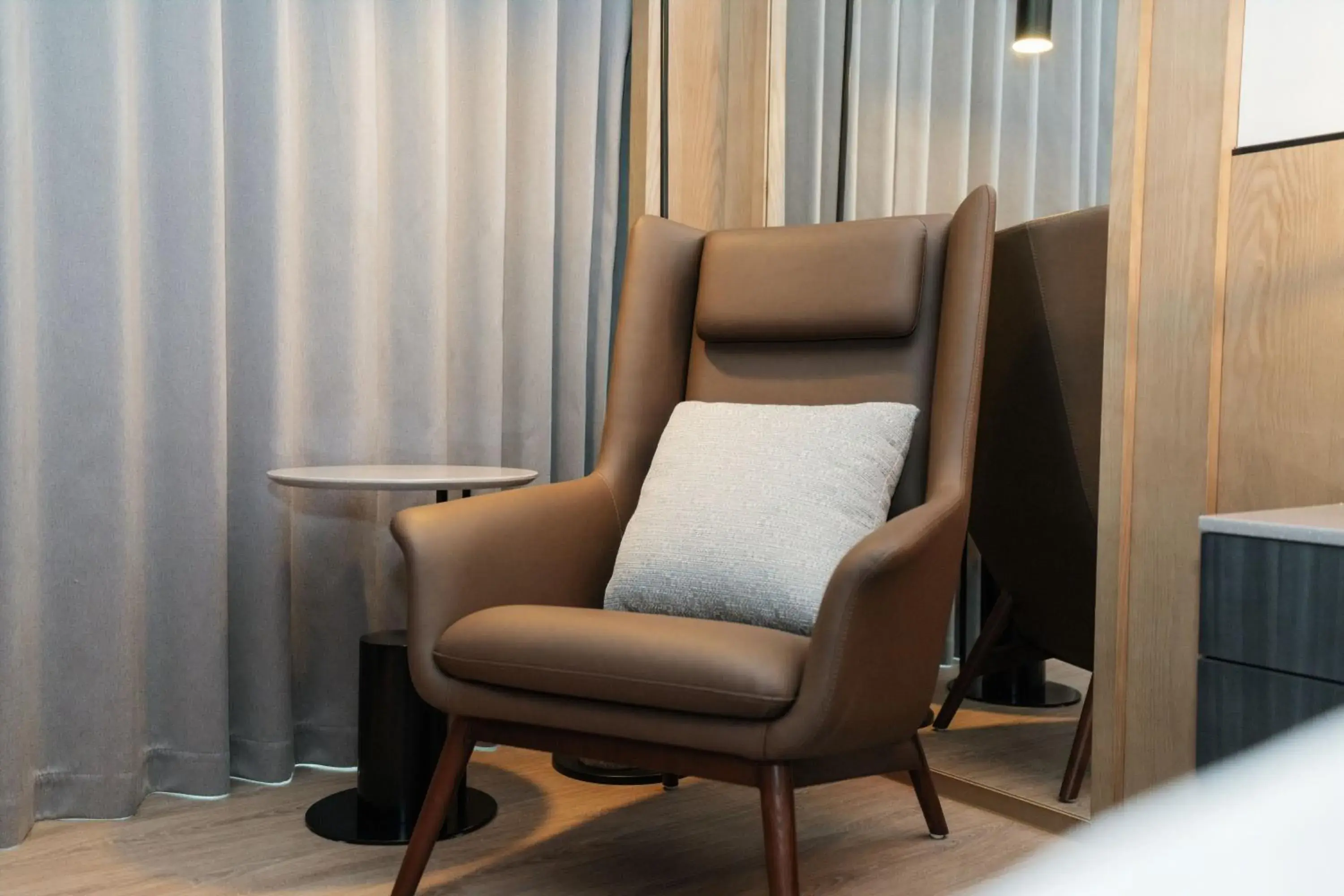 Premium River View King Room in Four Points by Sheraton Huzhou, Nanxun Premium River View King Room in Four Points by Sheraton Huzhou, Nanxun