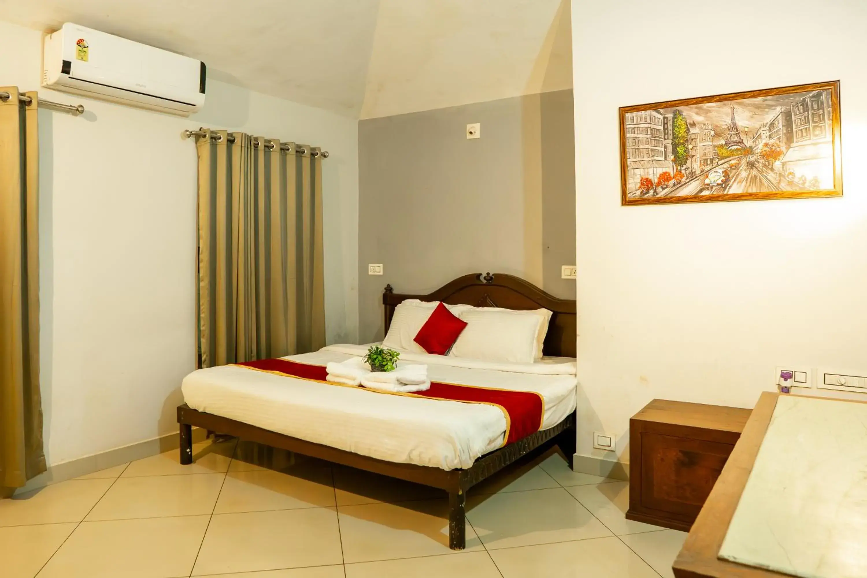 Queen Room in Wayanad Ranches Resorts Queen Room in Wayanad Ranches Resorts