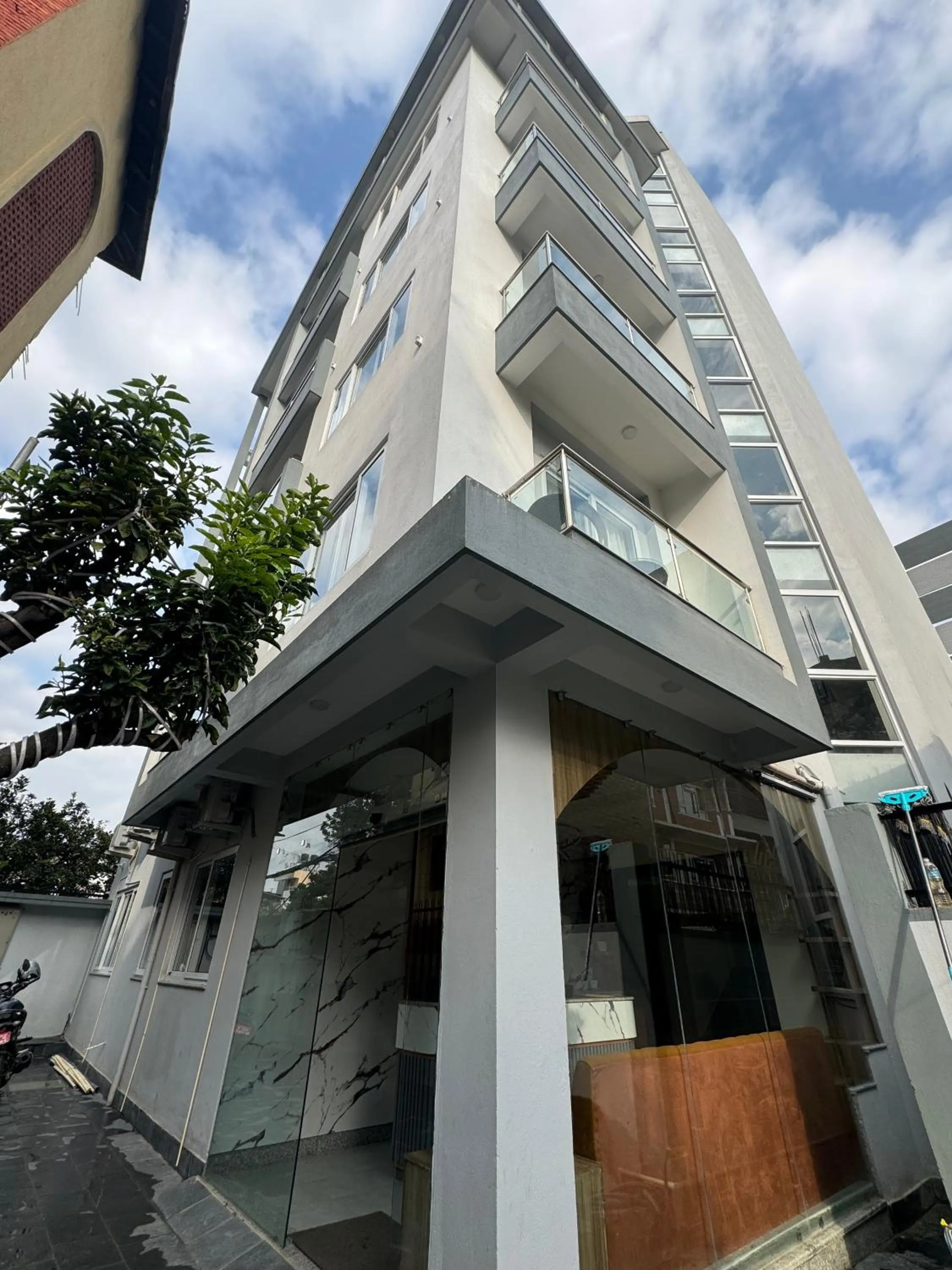 Property building in Hotel Alleyway Express