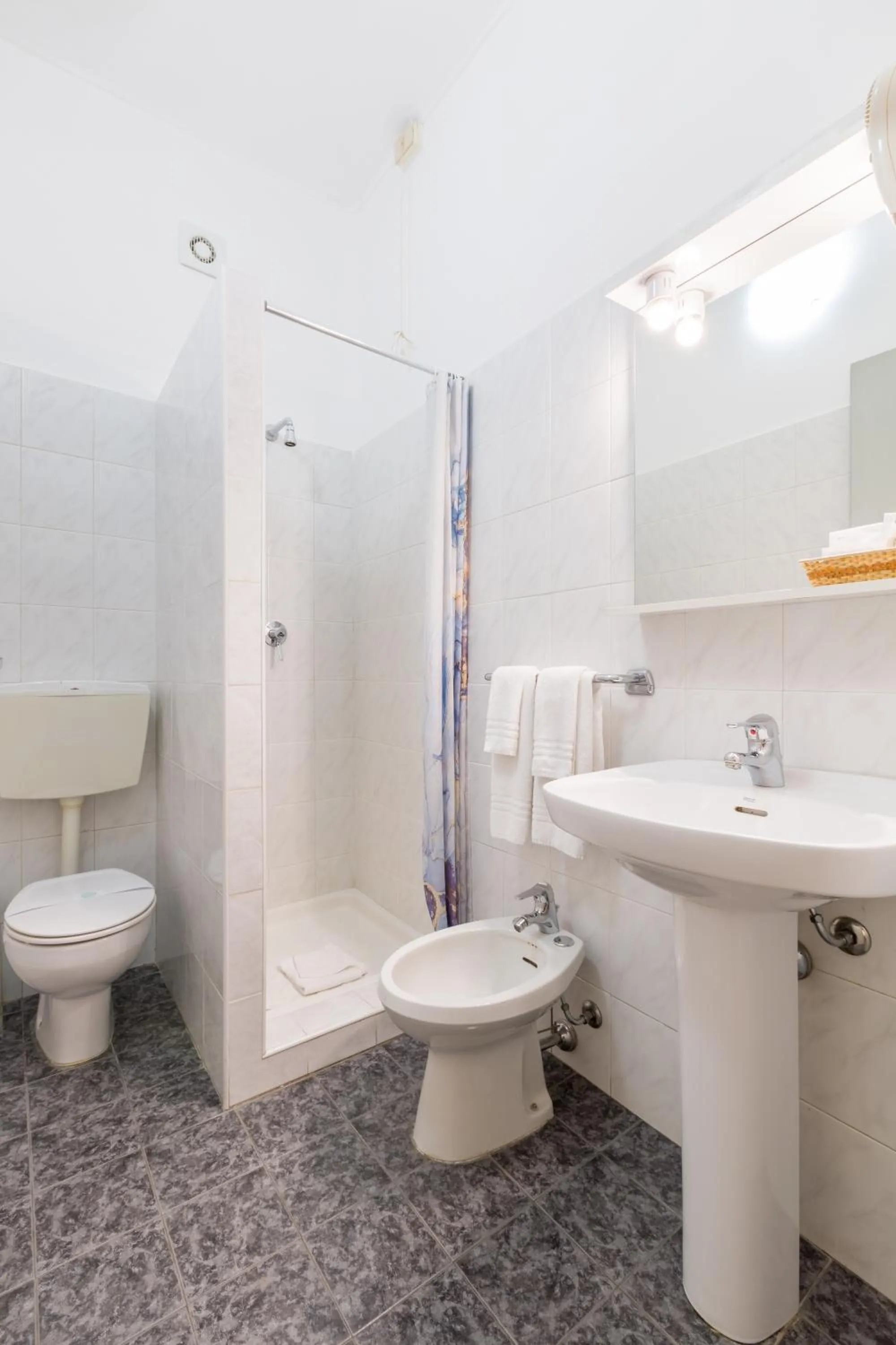 Bathroom in Hotel Castello