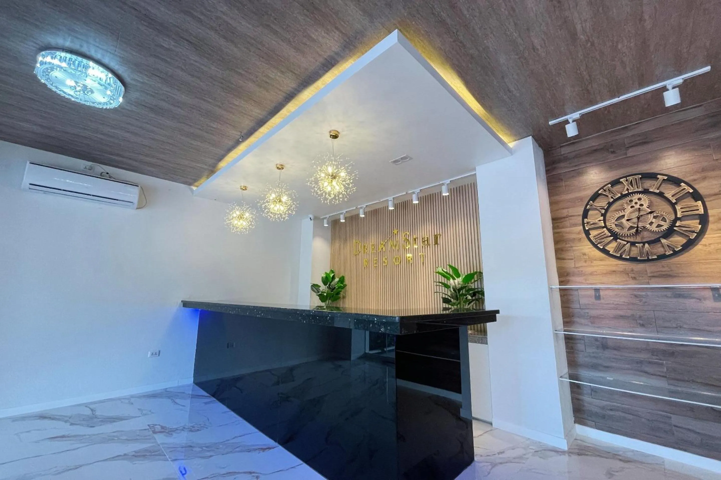 Lobby or reception in Dream'Star Resort Puerto Galera powered by Cocotel