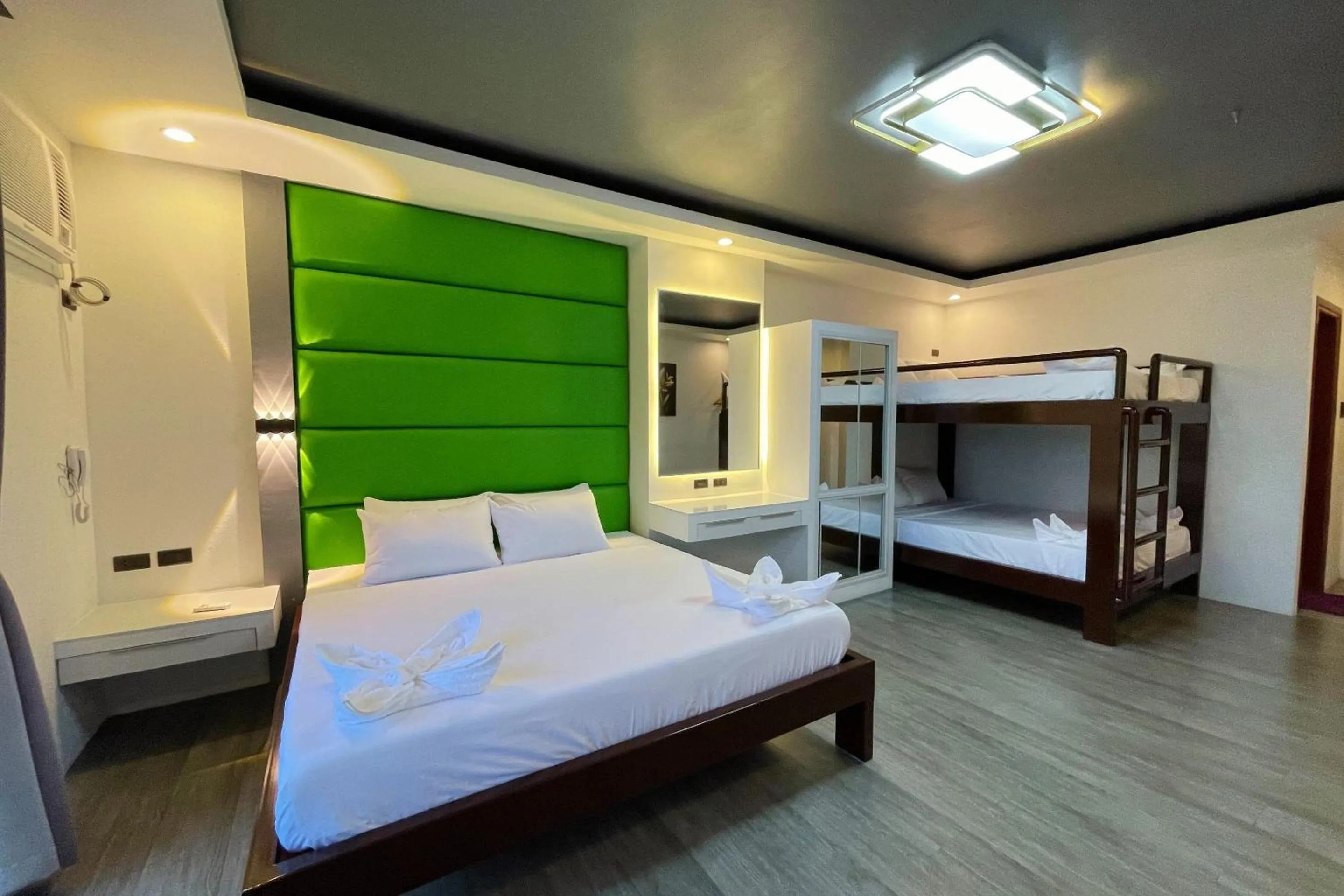 Bed in Dream'Star Resort Puerto Galera powered by Cocotel
