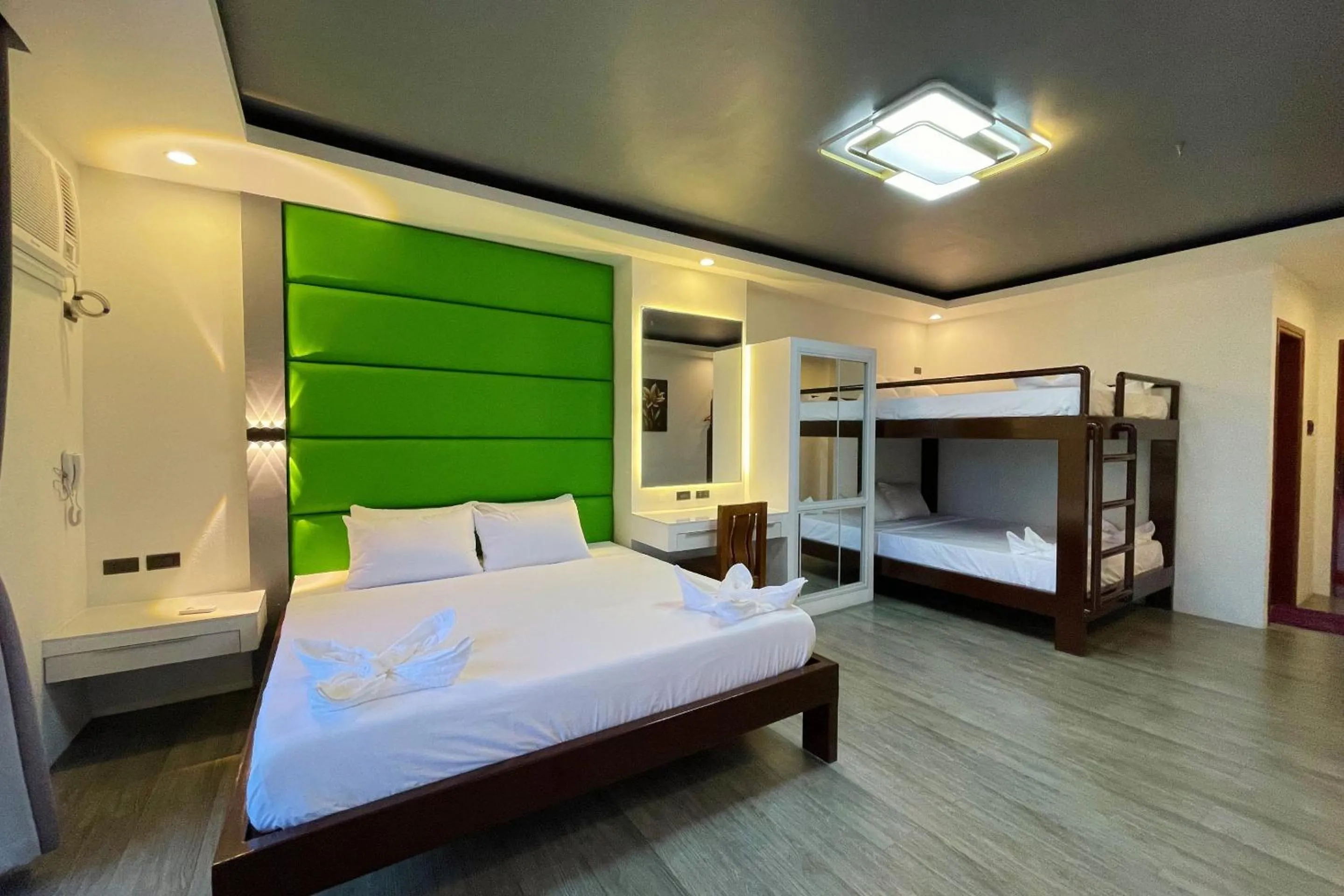 Bed in Dream'Star Resort Puerto Galera powered by Cocotel