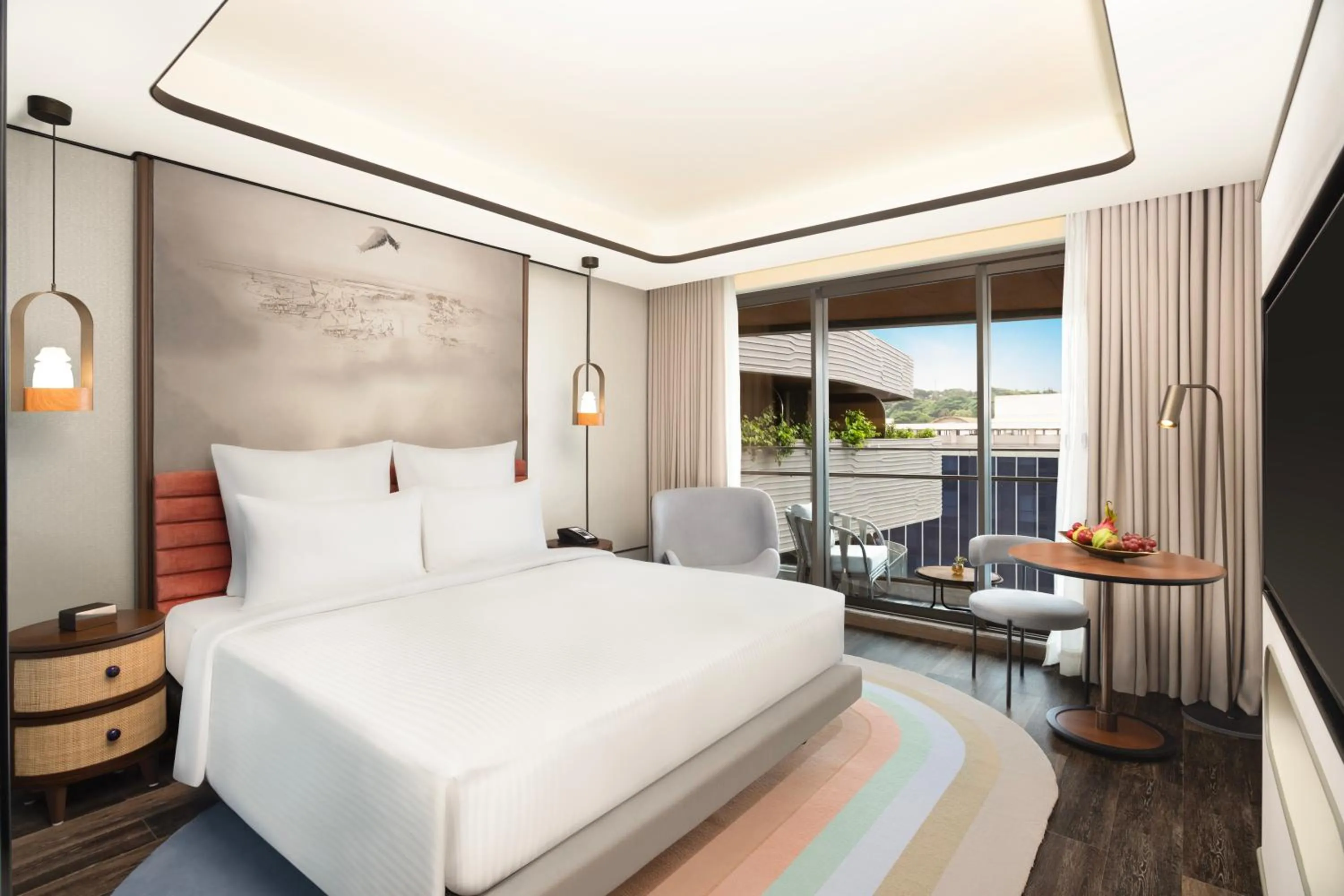 Balcony/Terrace, Bed in Novotel Goa Panjim