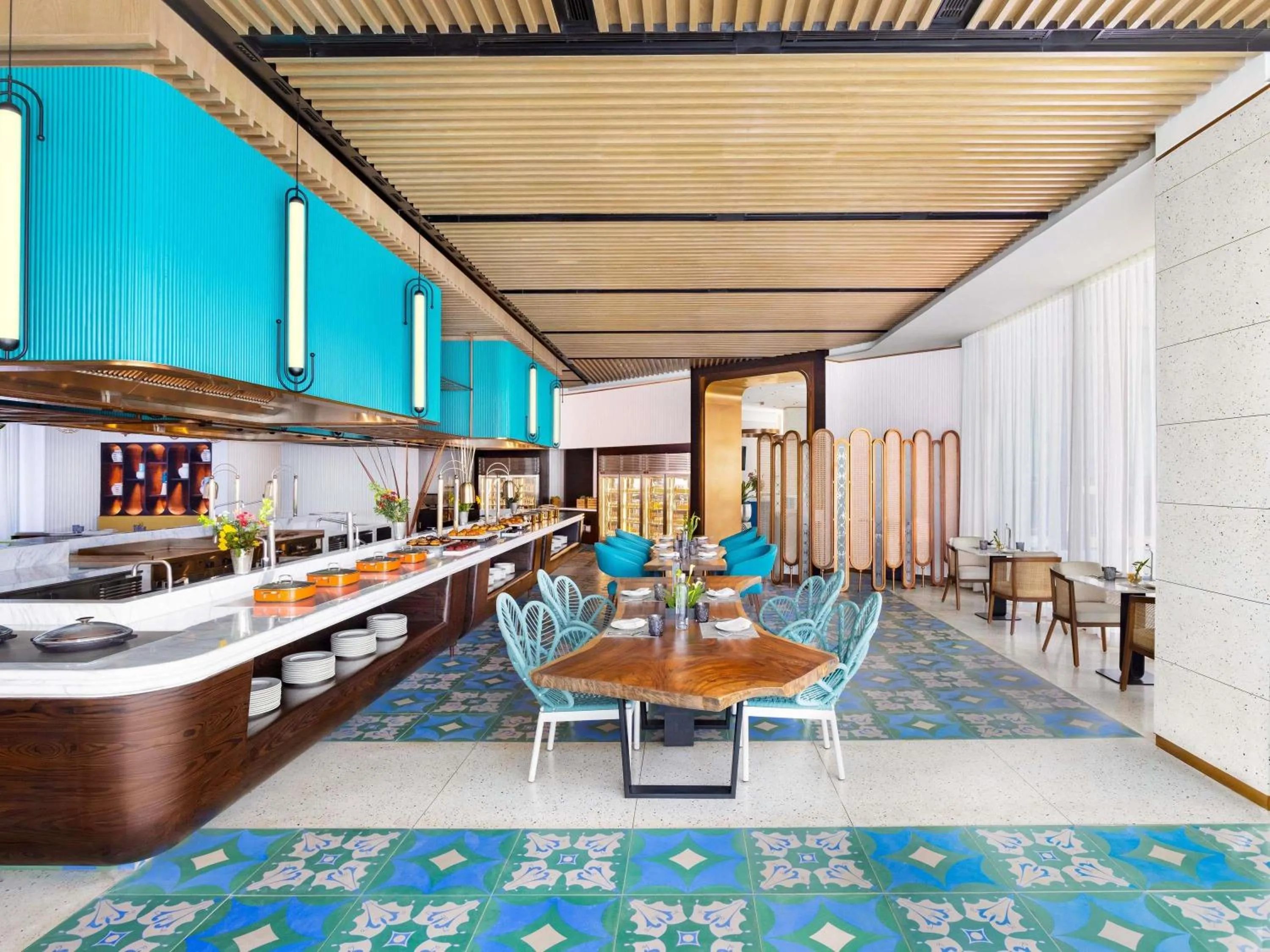 Restaurant/places to eat in Novotel Goa Panjim