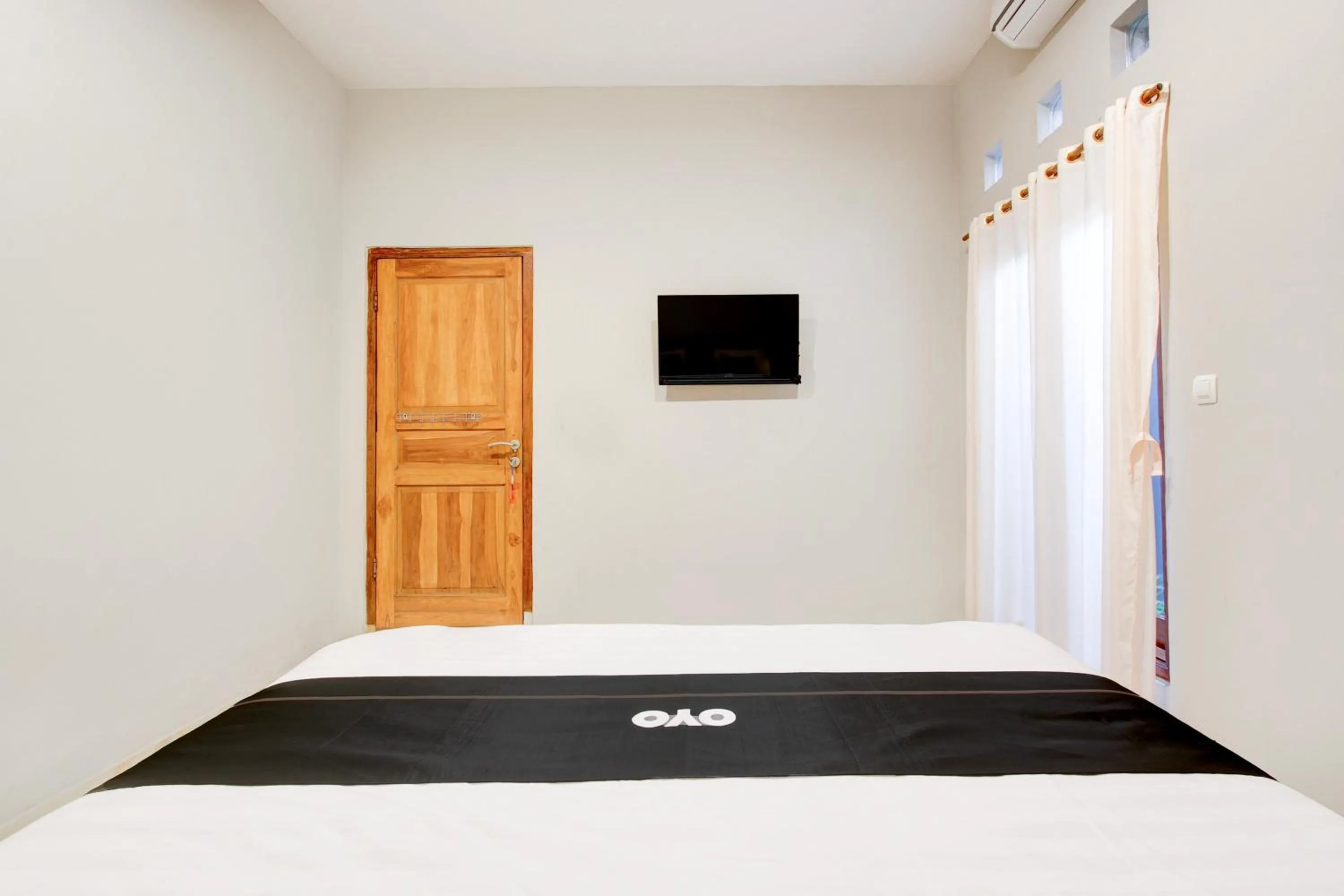 Bedroom, Bed in Capital O 94274 Homestay Balimoelih