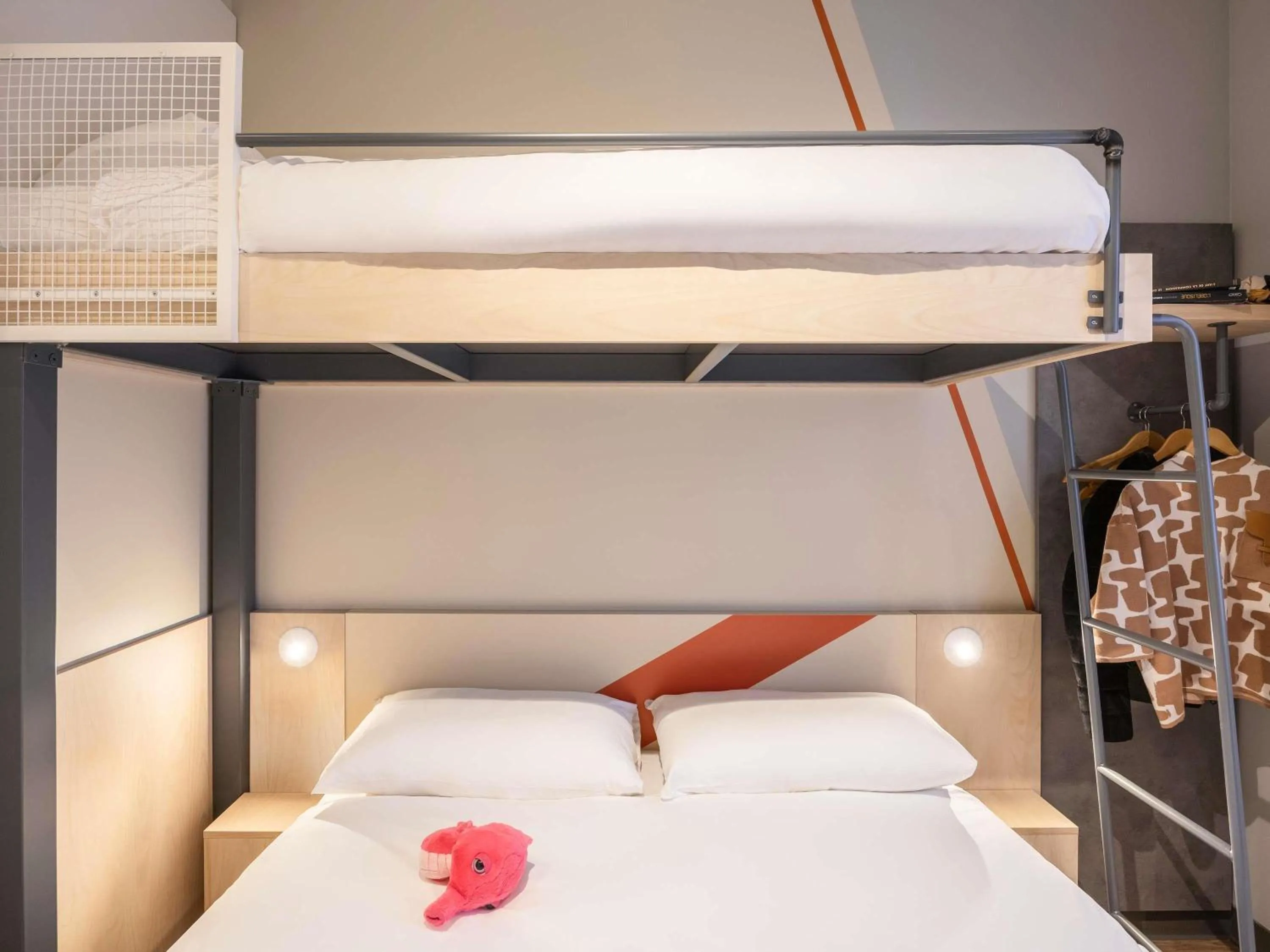 Bedroom, Bed in ibis budget Arlon Porte du Luxembourg