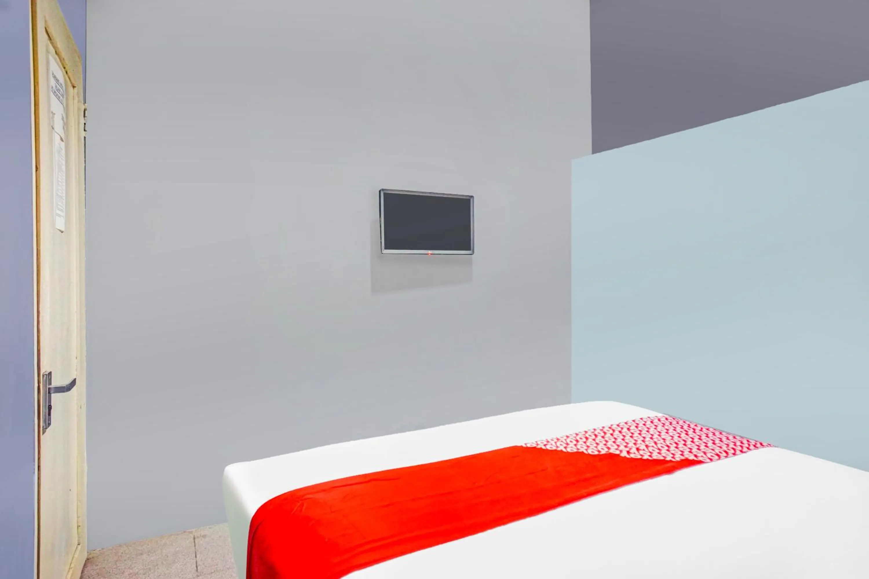 Bed in Hotel O Mandala Near Universitas Negeri Medan ( UNIMED )