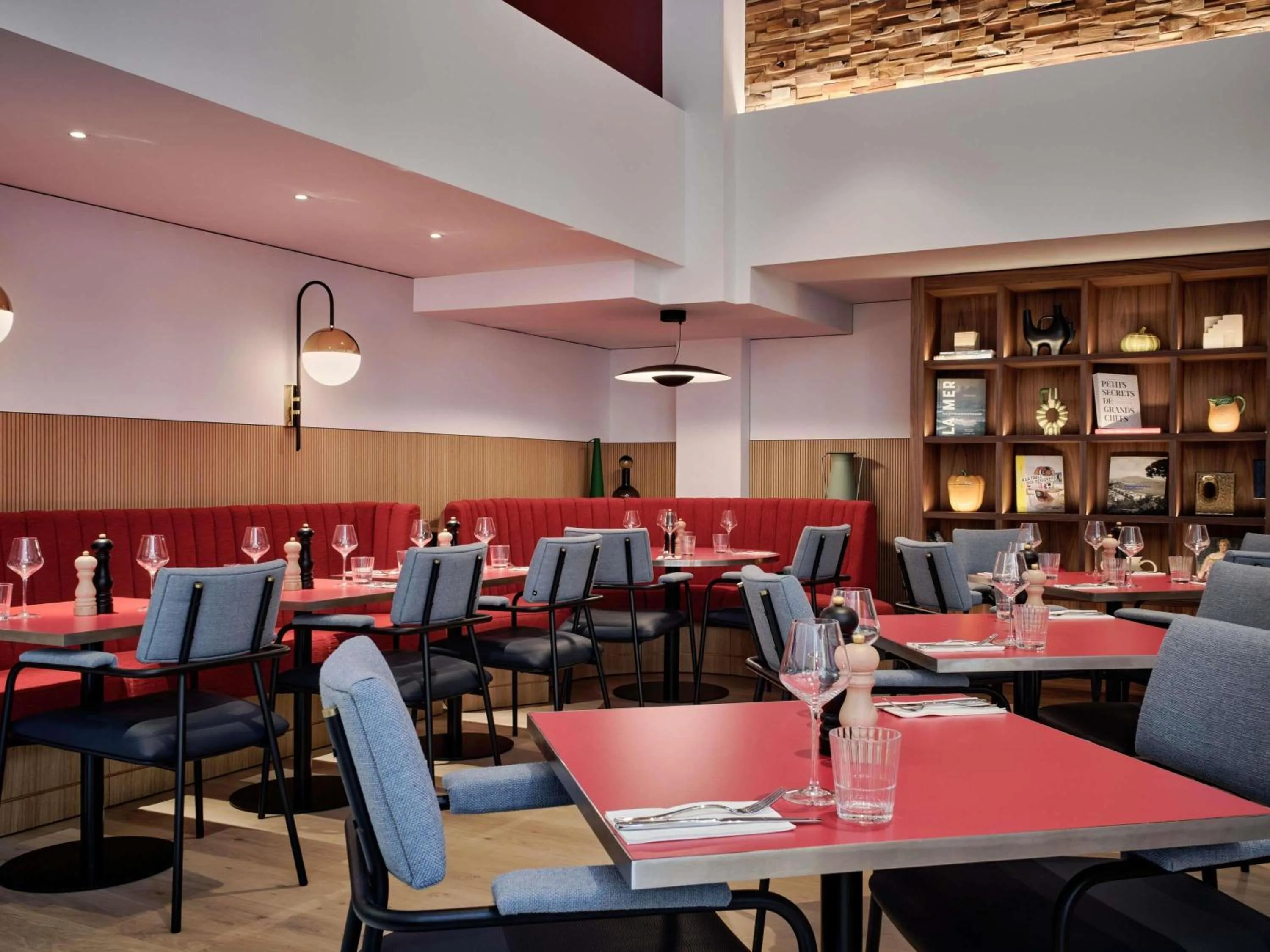 Restaurant/places to eat in TRIBE Paris Pantin