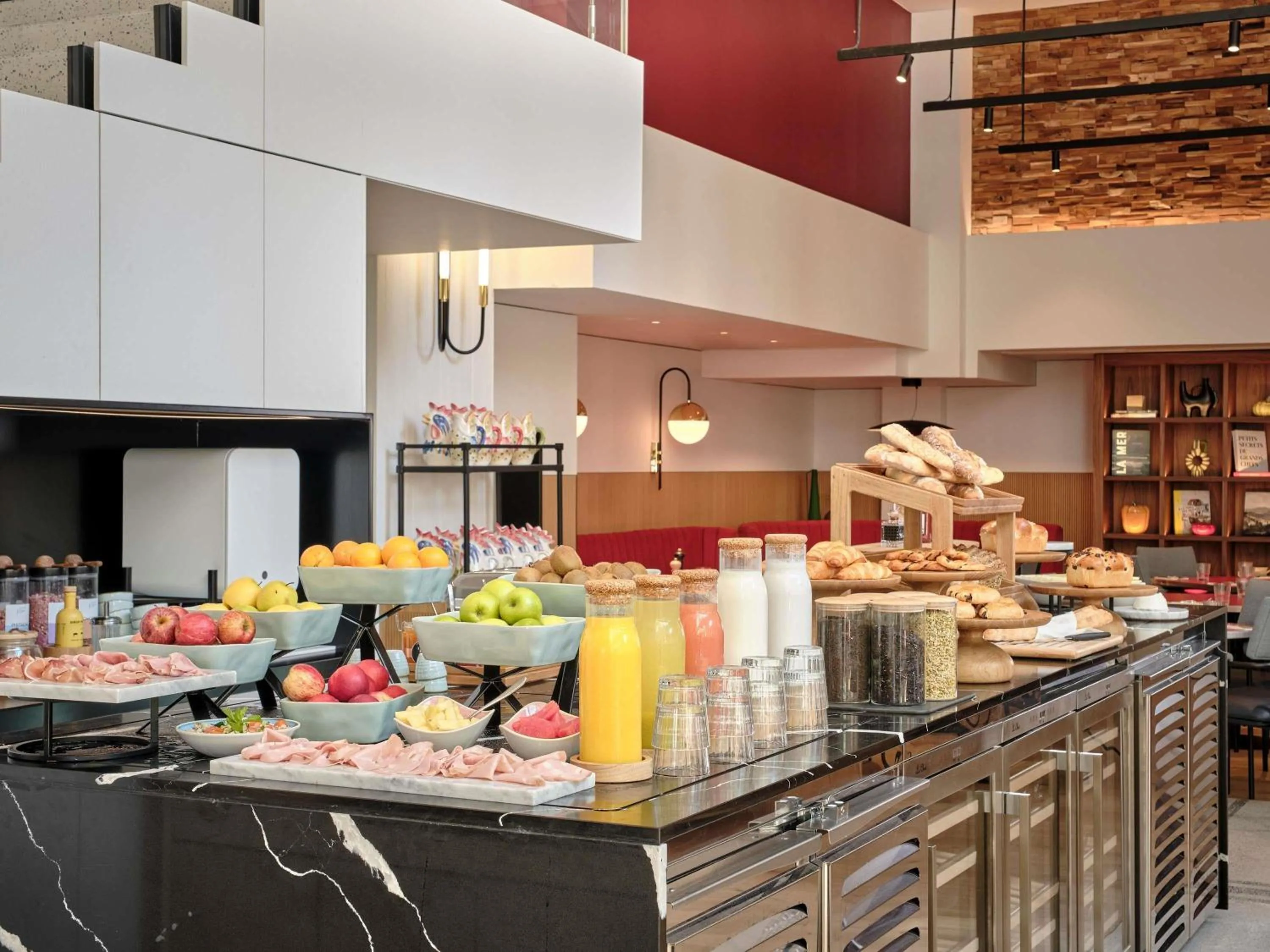 Restaurant/places to eat in TRIBE Paris Pantin