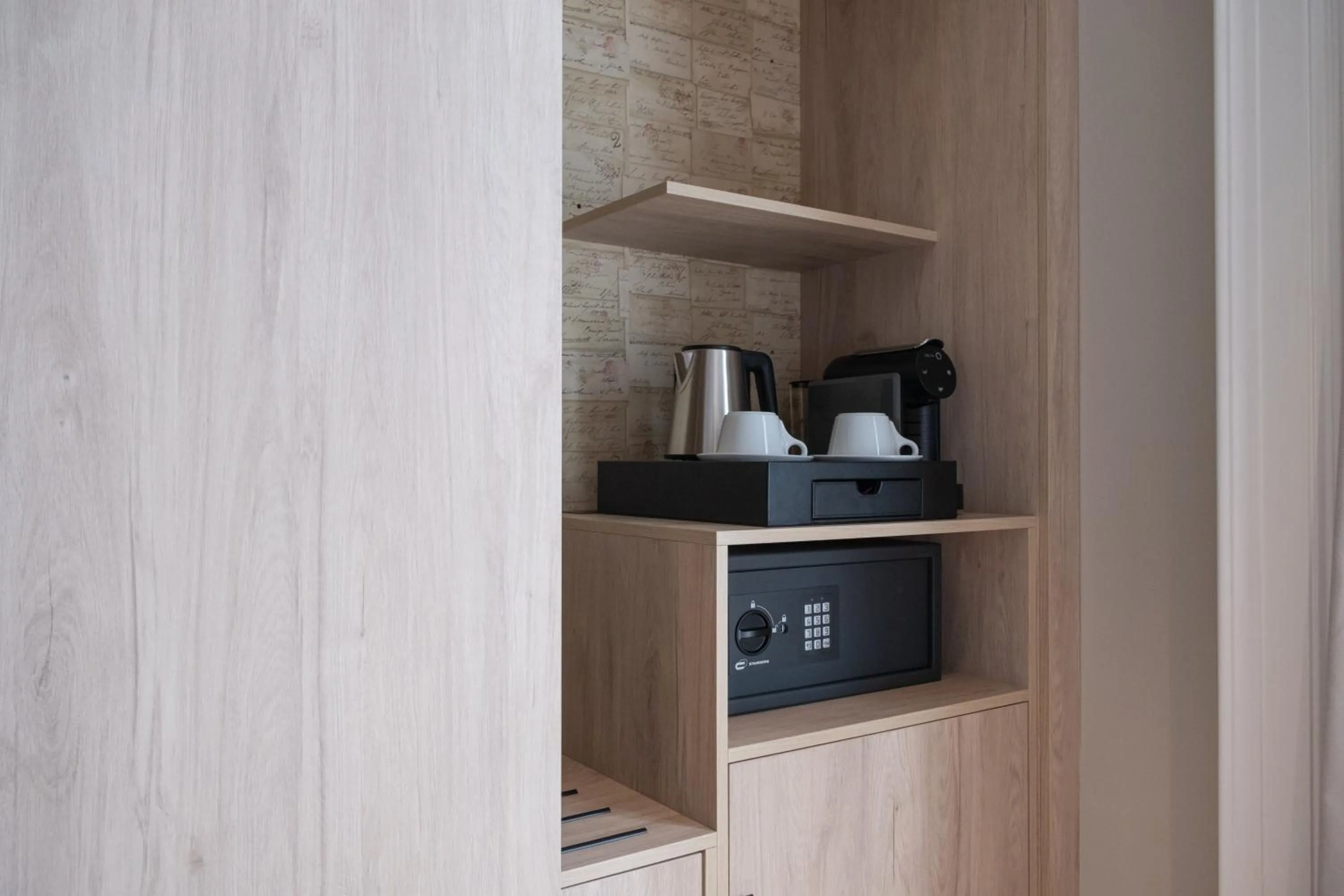 Coffee/tea facilities in Mercure Ponta Delgada Azores