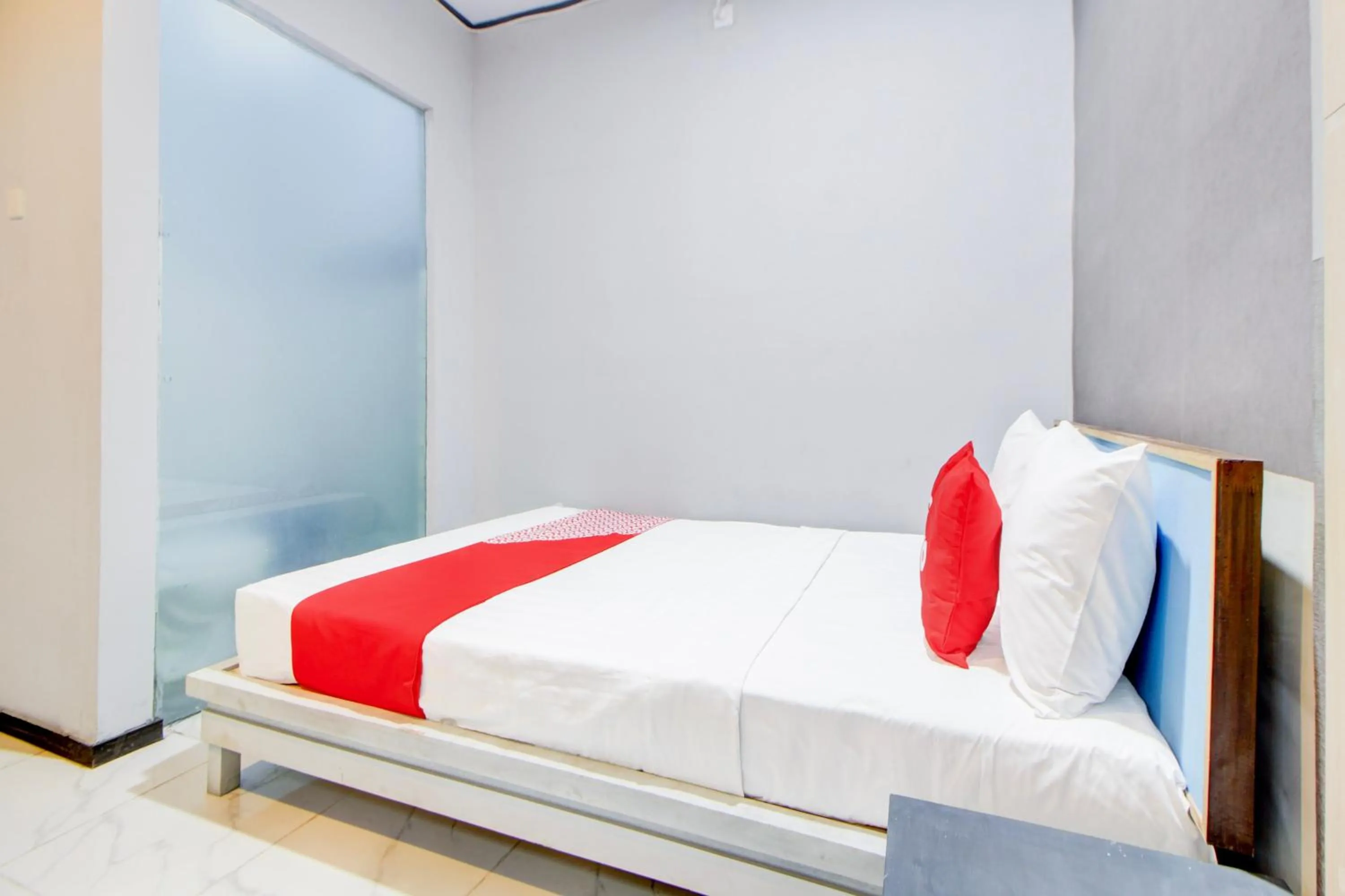 Bedroom, Bed in Hotel O Stasiun Tegal Near Alun-Alun Formerly Ameera Guest House