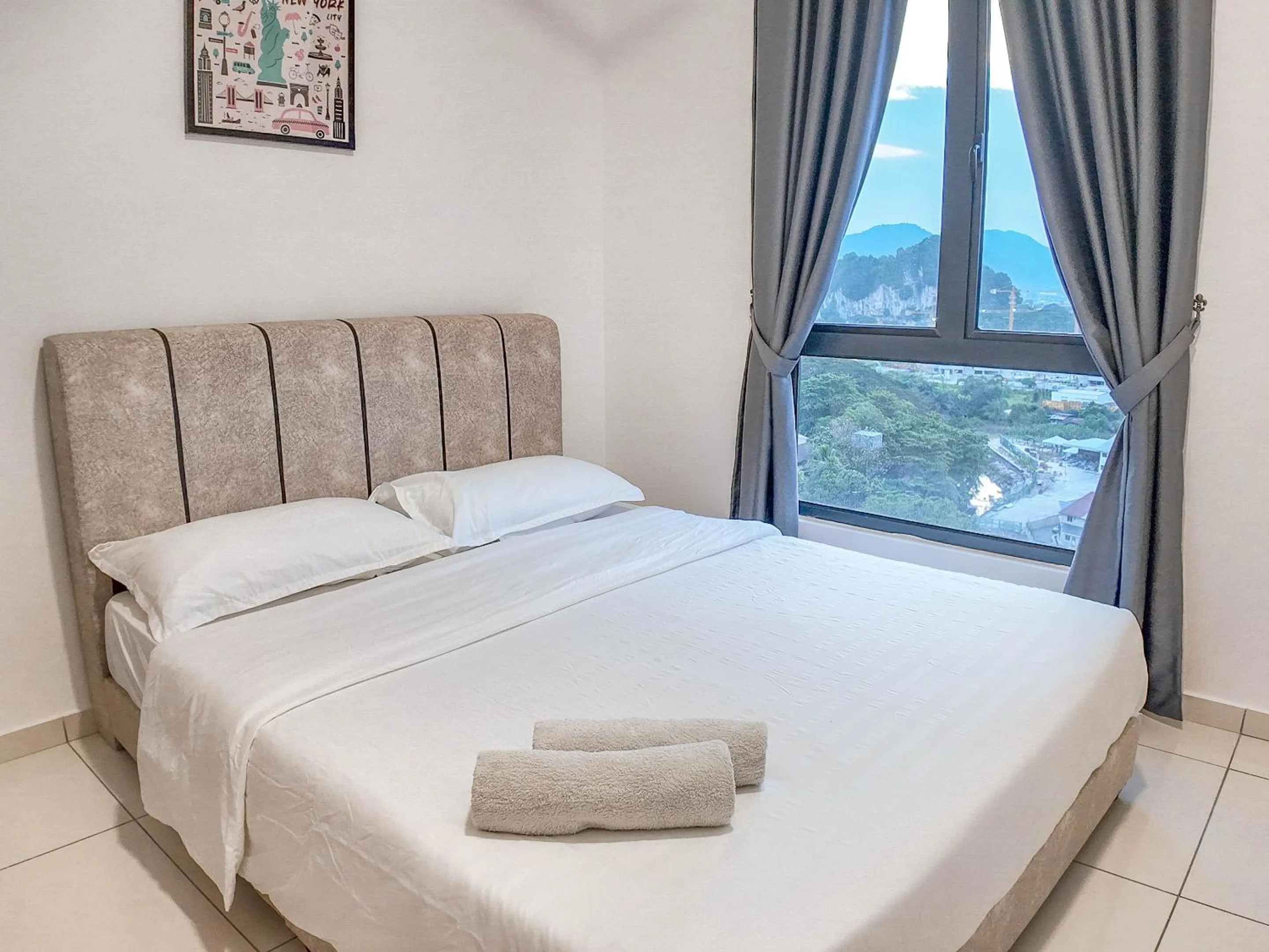 Bed in The Horizon Ipoh by 40 Winks