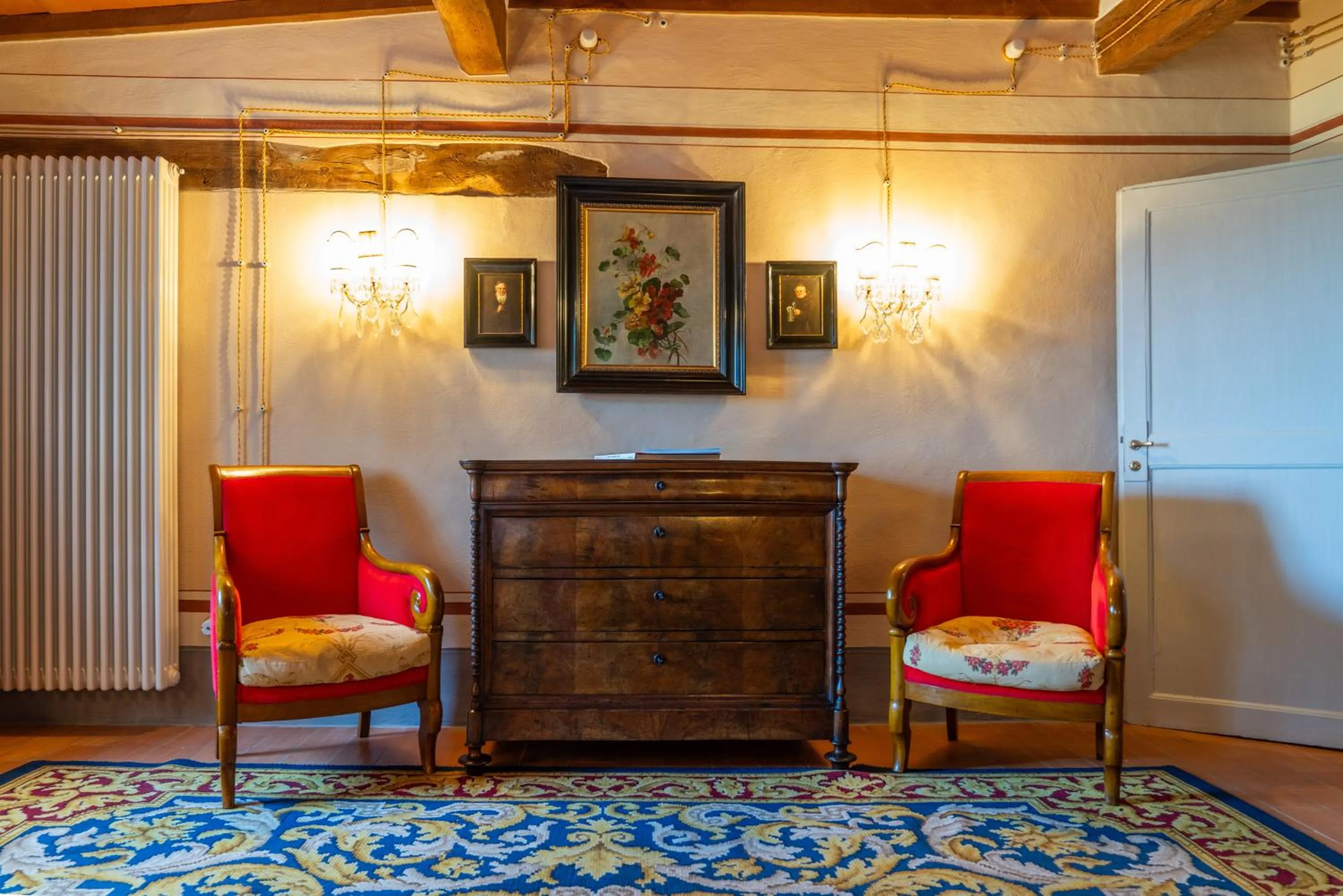 Living room in Palazzo Nobile di San Donato - Historic Experience
