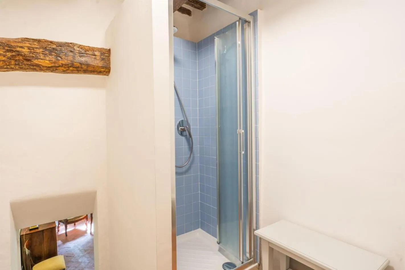 Shower in Palazzo Nobile di San Donato - Historic Experience