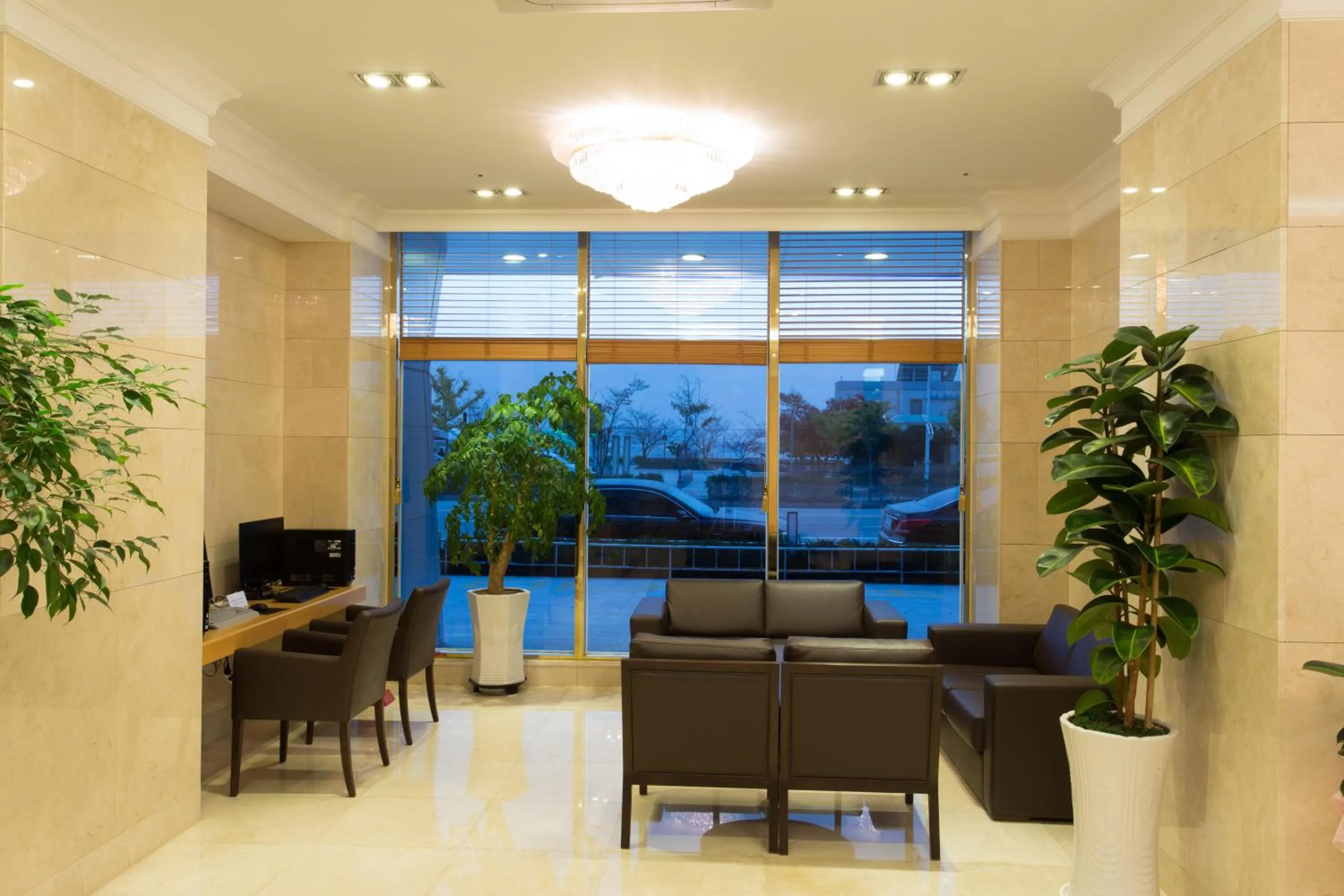 Lobby or reception in Fontana Beach Hotel
