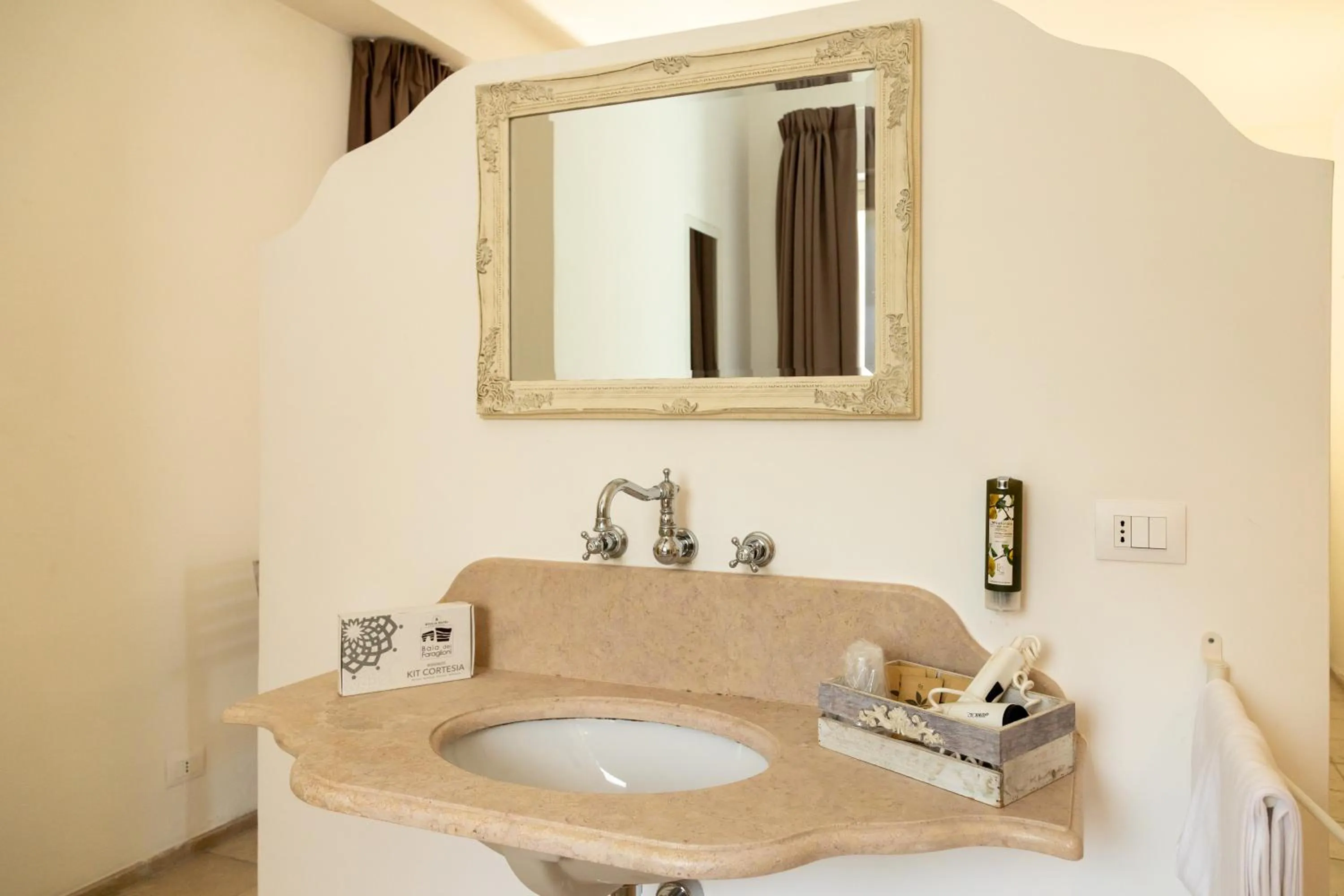 Apulia Hotel Baia dei Faraglioni Resort