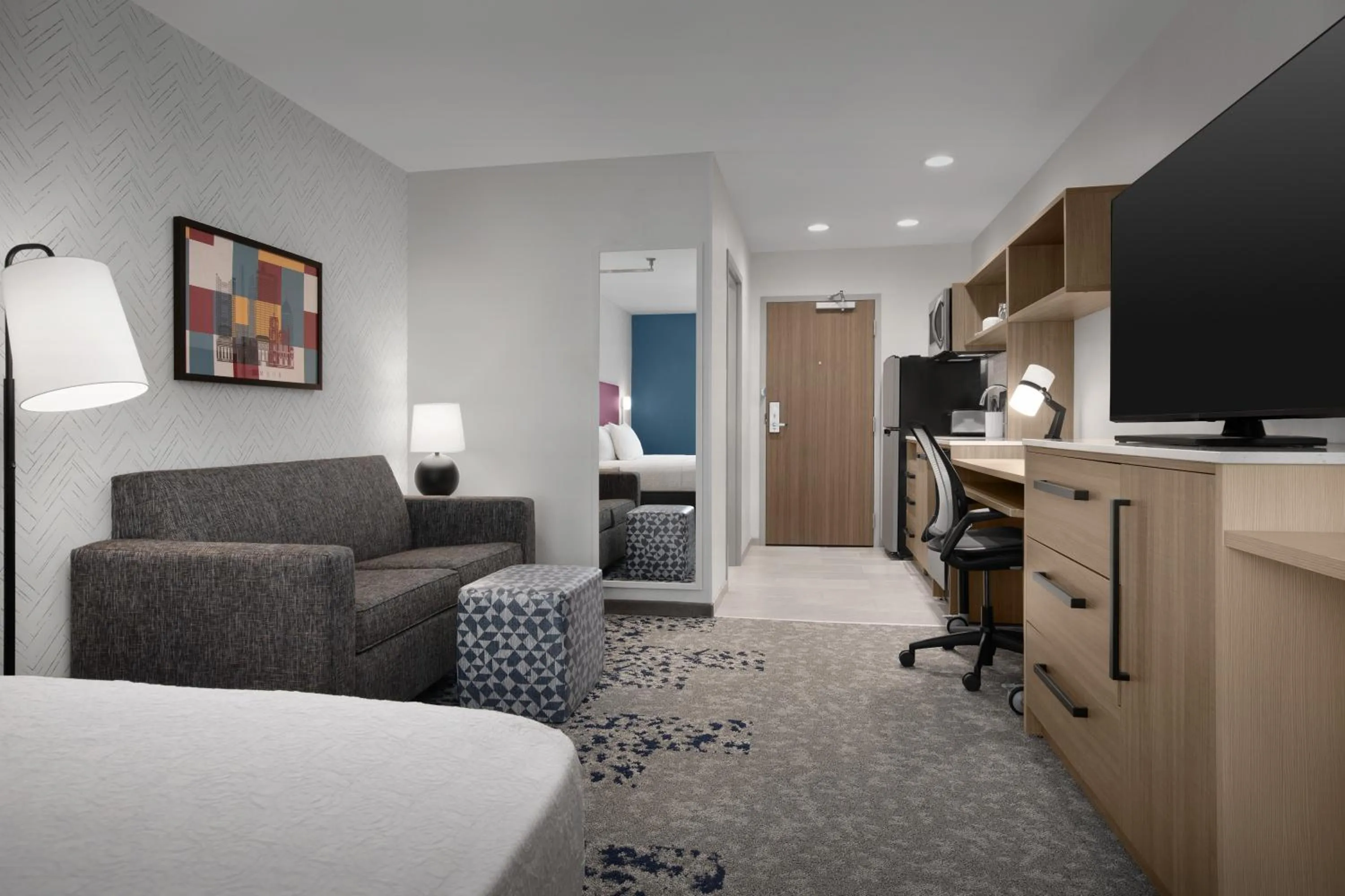 Bed in Home2 Suites By Hilton Columbus Easton