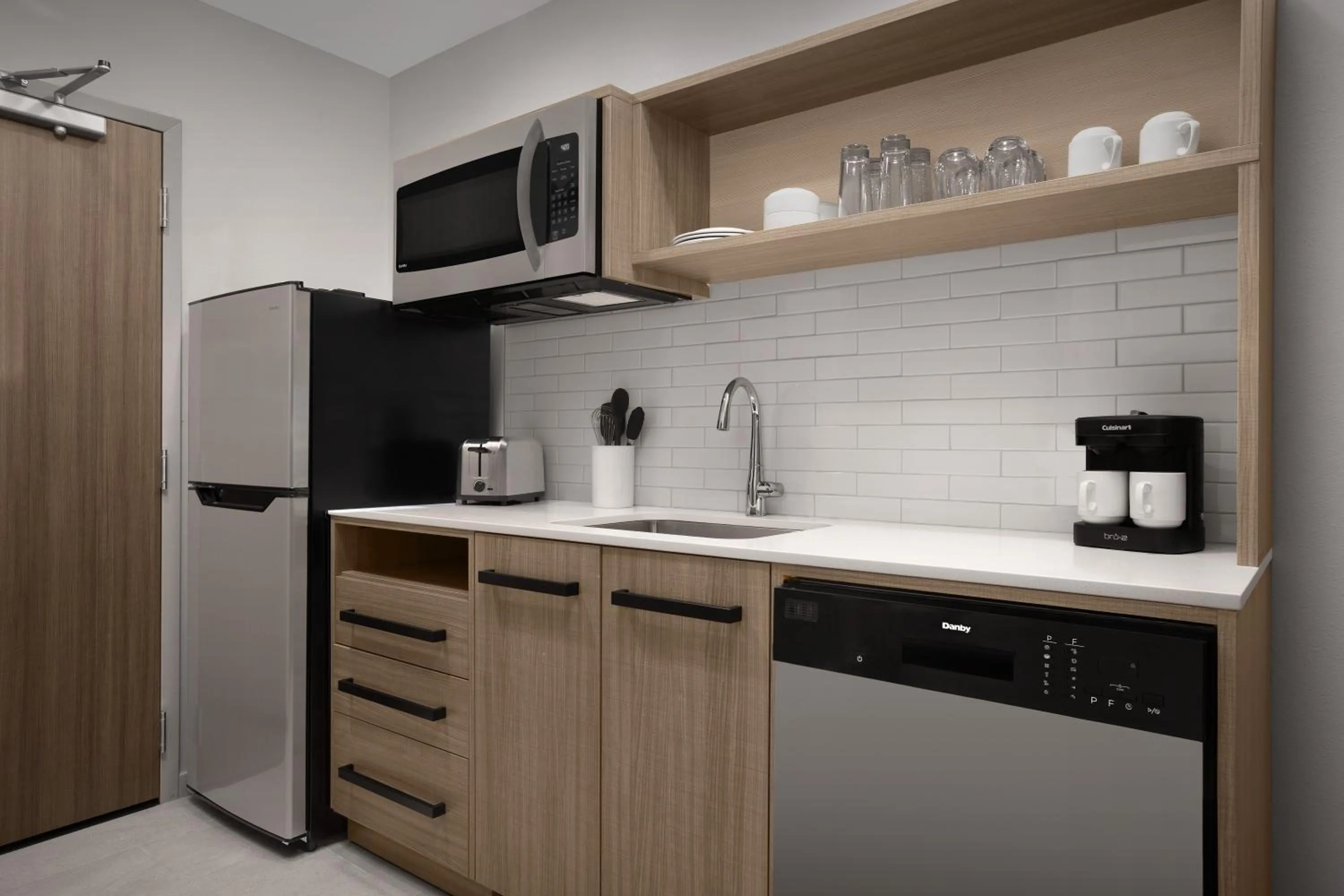 Coffee/tea facilities in Home2 Suites By Hilton Columbus Easton