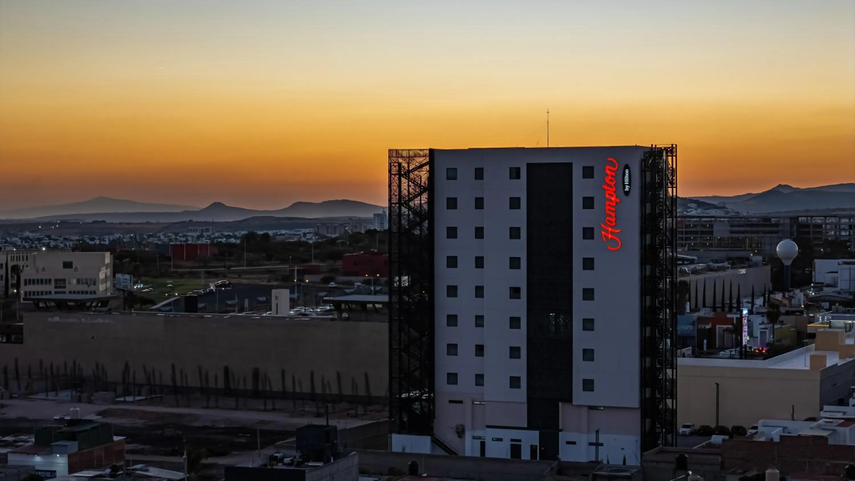 Property building in Hampton By Hilton Queretaro Juriquilla